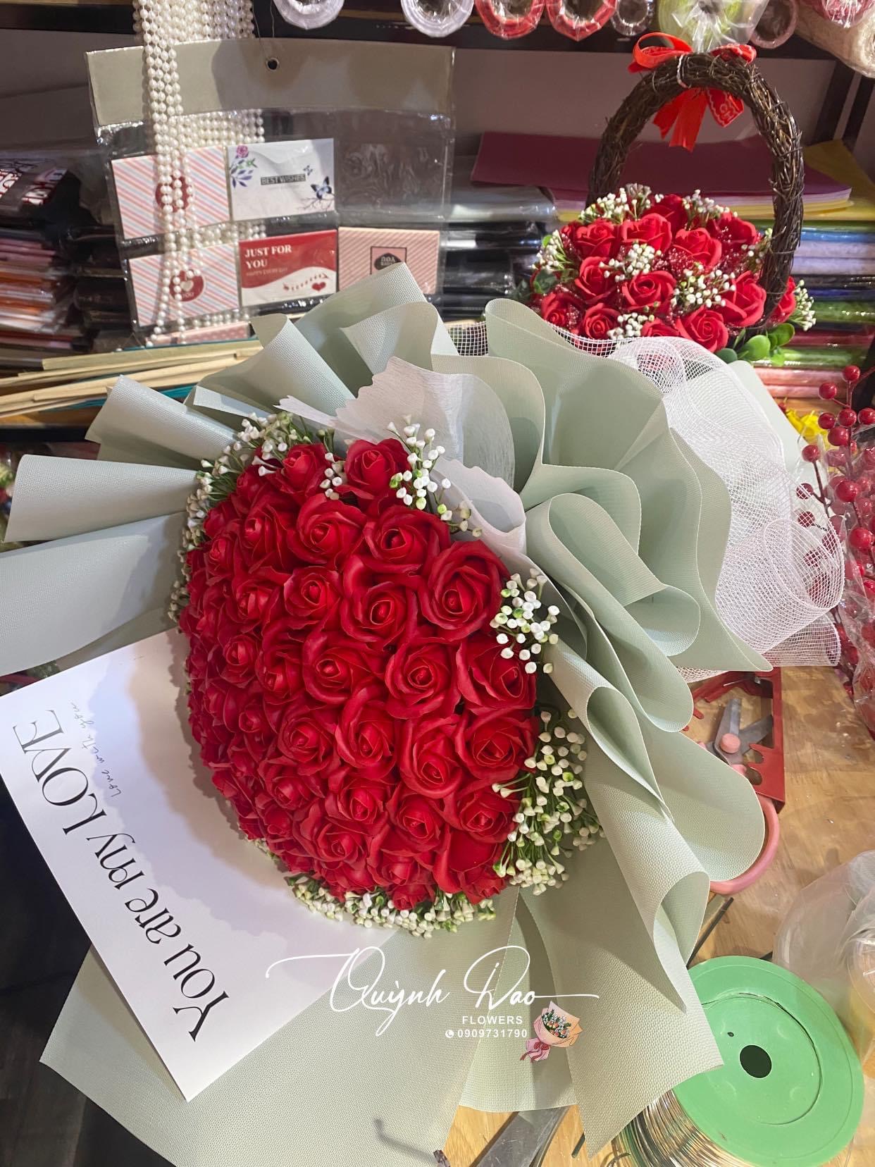 Bó hoa Hồng đỏ 50 bông 