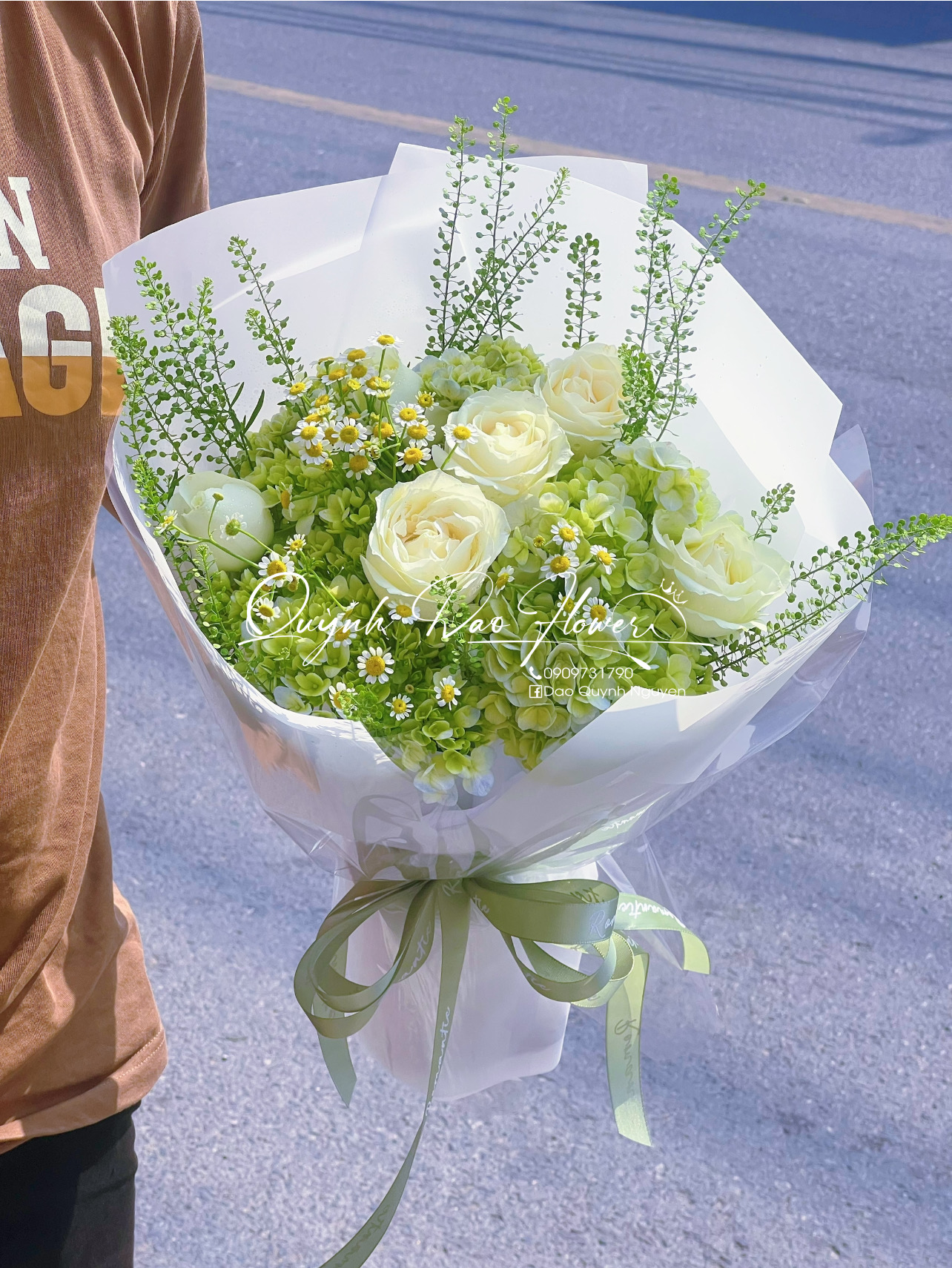 Hoa Tú cầu xanh lá