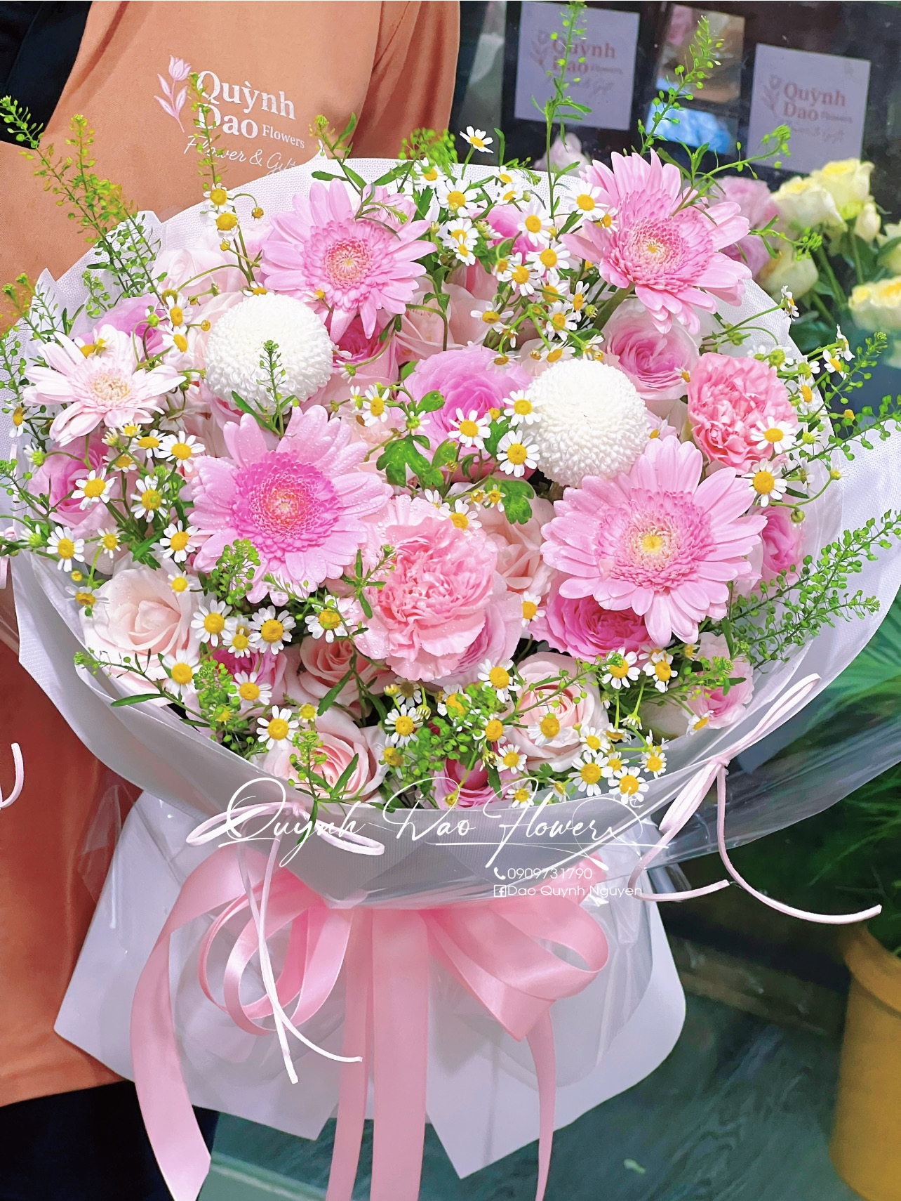 Bó hoa mix tone hồng linh trung 2