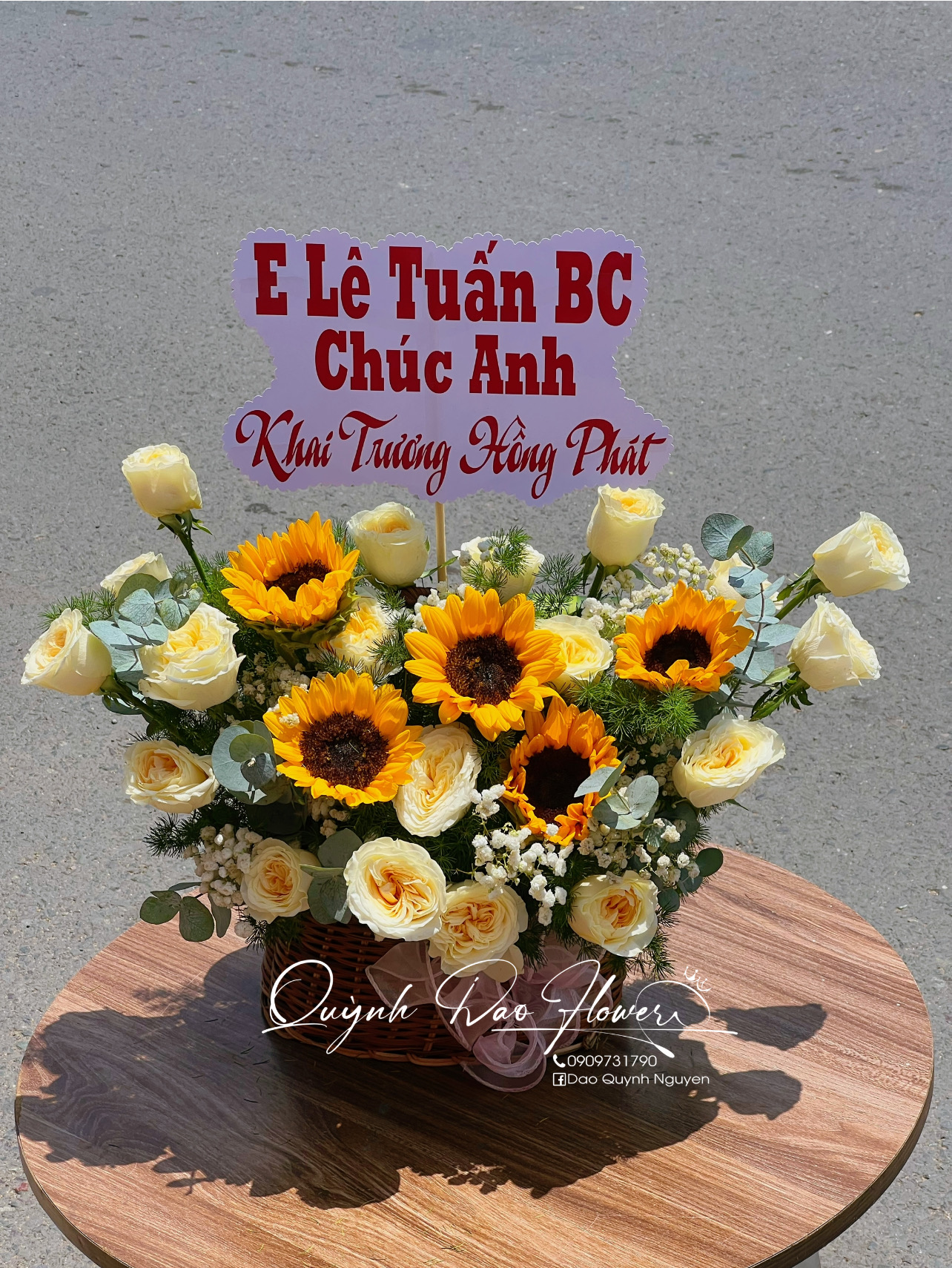 Giỏ hoa màu vàng tặng khai trương tại lái thiêu, thuận giao, bình nhâm