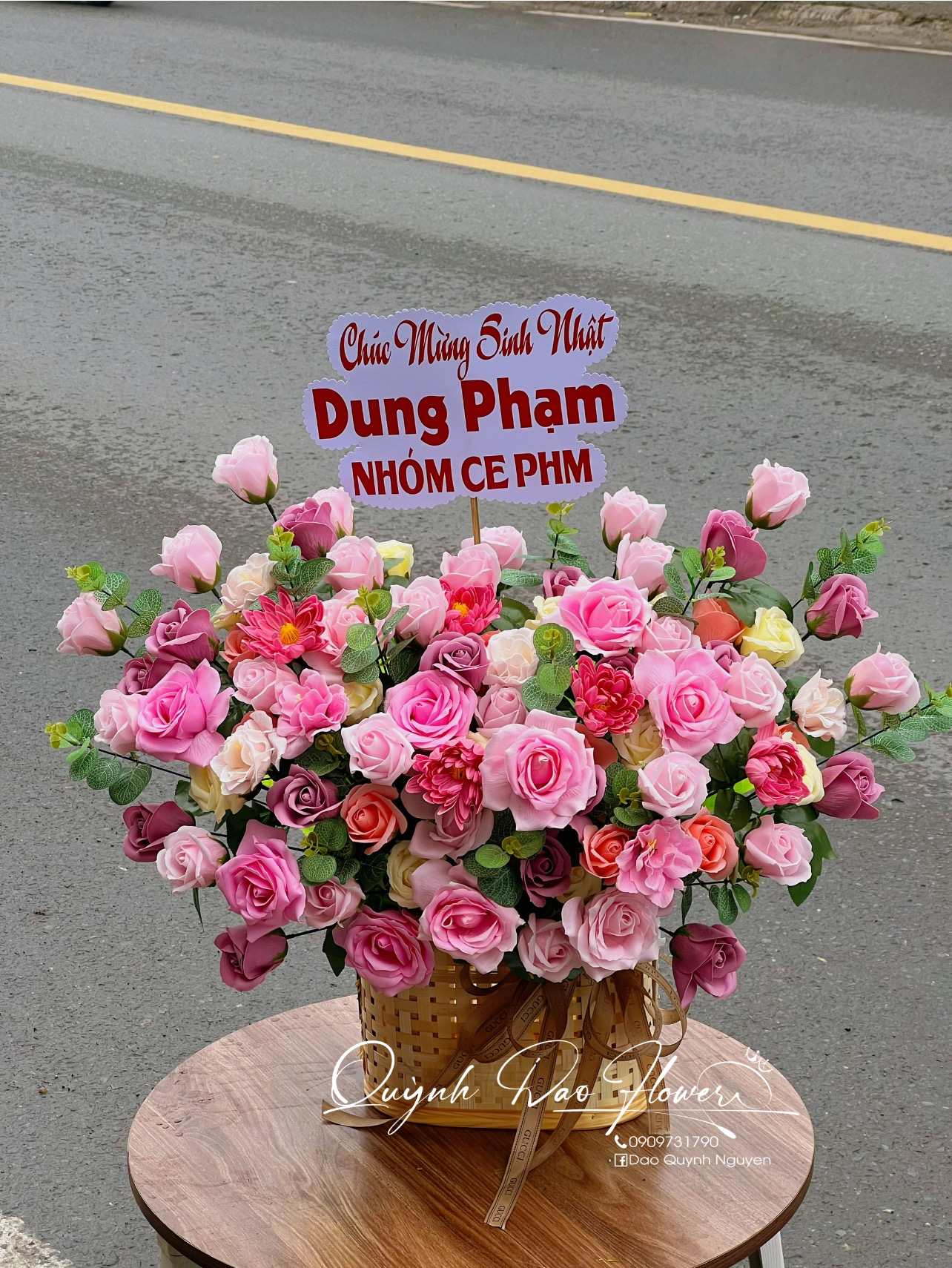 Giỏ hoa sáp mừng sinh Nhật tại quận 7