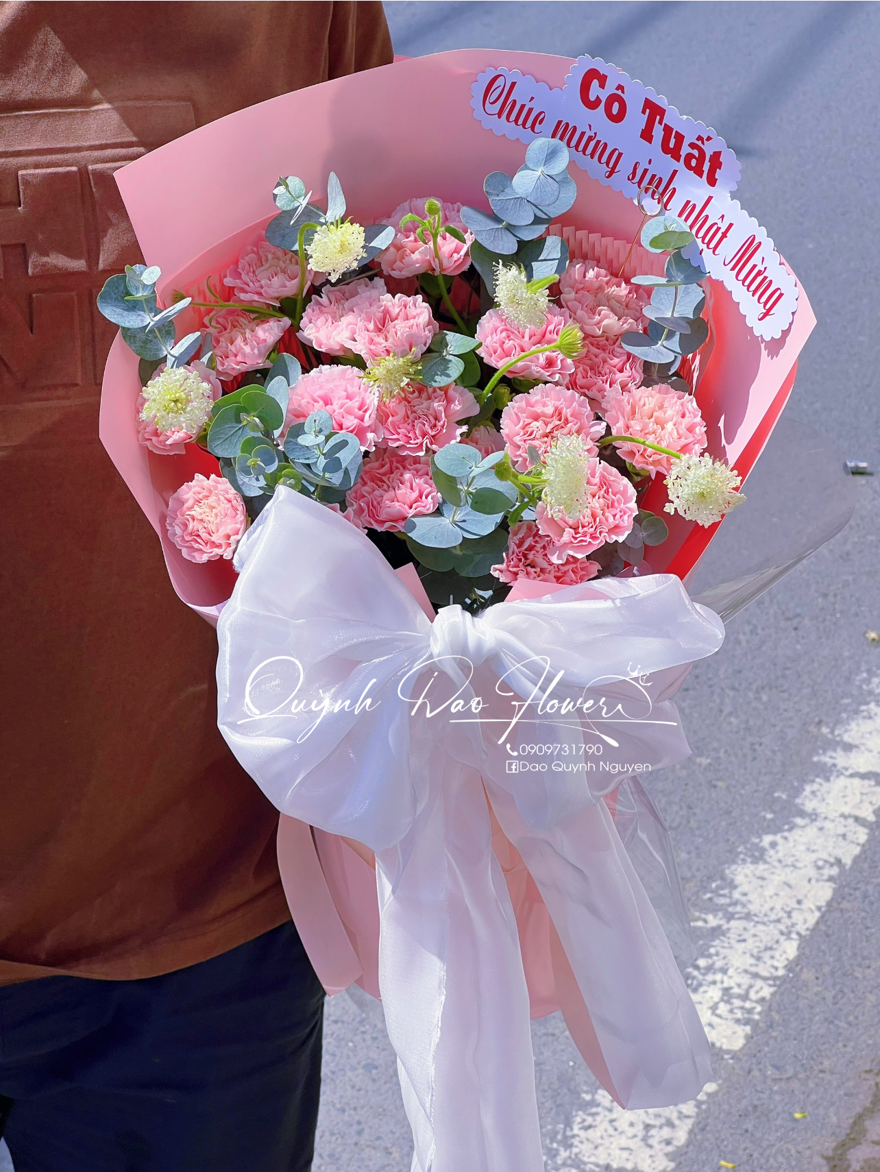 Bó hoa cẩm chướng quận 12 hcm
