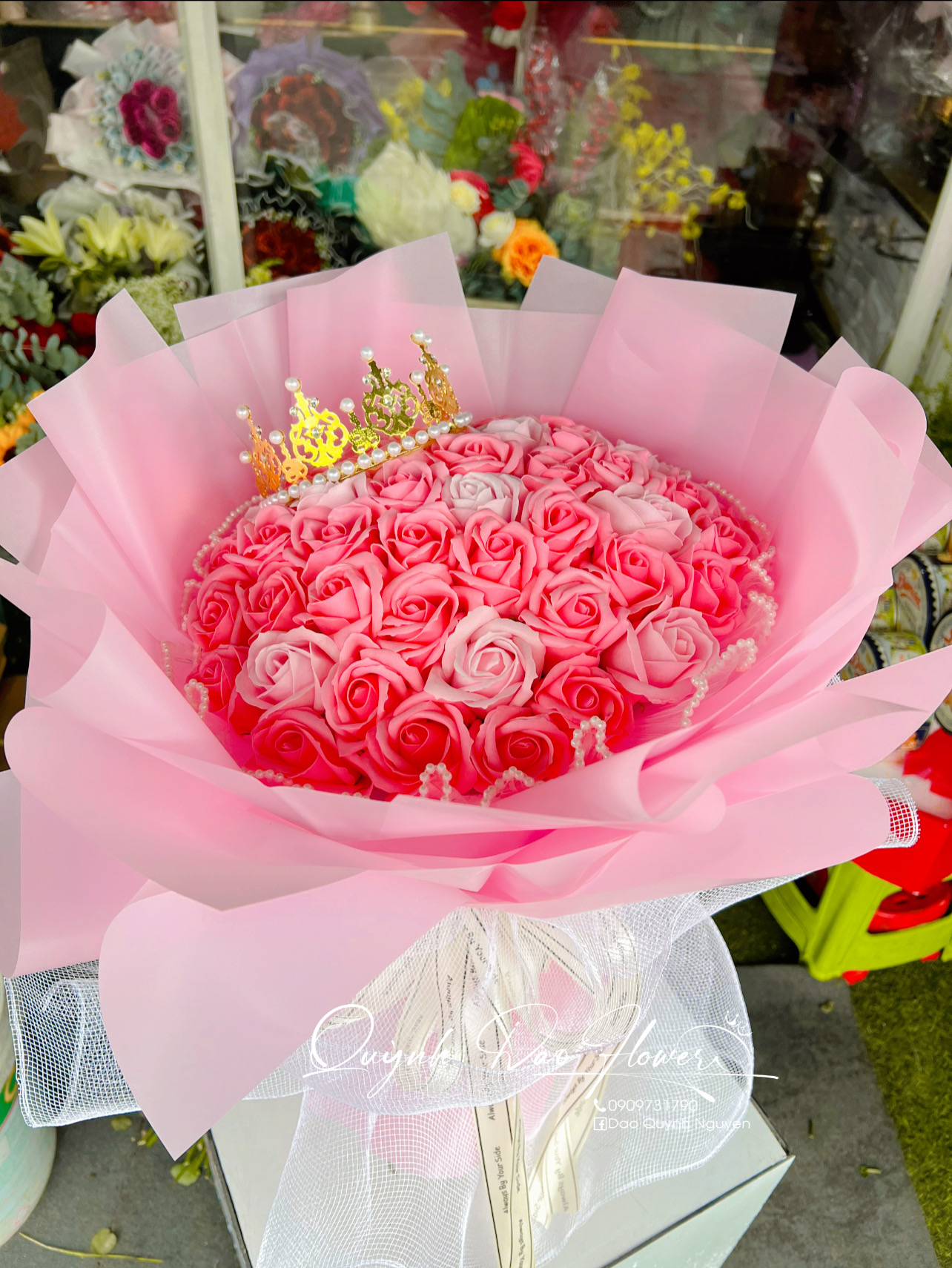 Bó hoa sáp màu hồng 50 bông