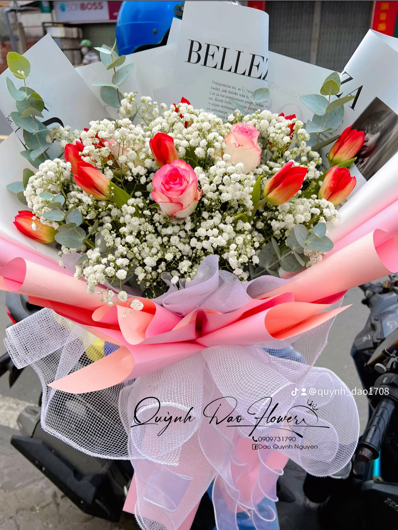 Bó hoa tulip đỏ tặng đối tác, khách hàng 