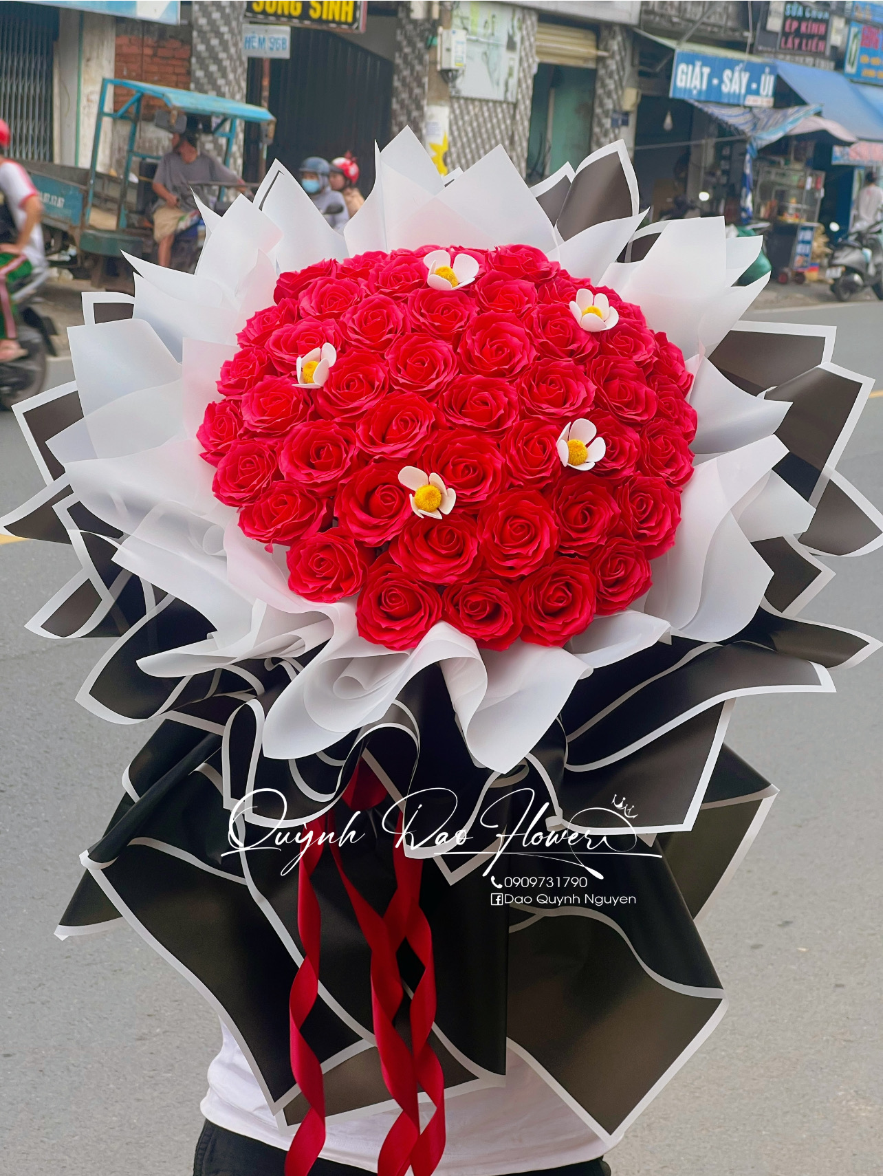 Bó hoa sáp cao cấp 50 bông 