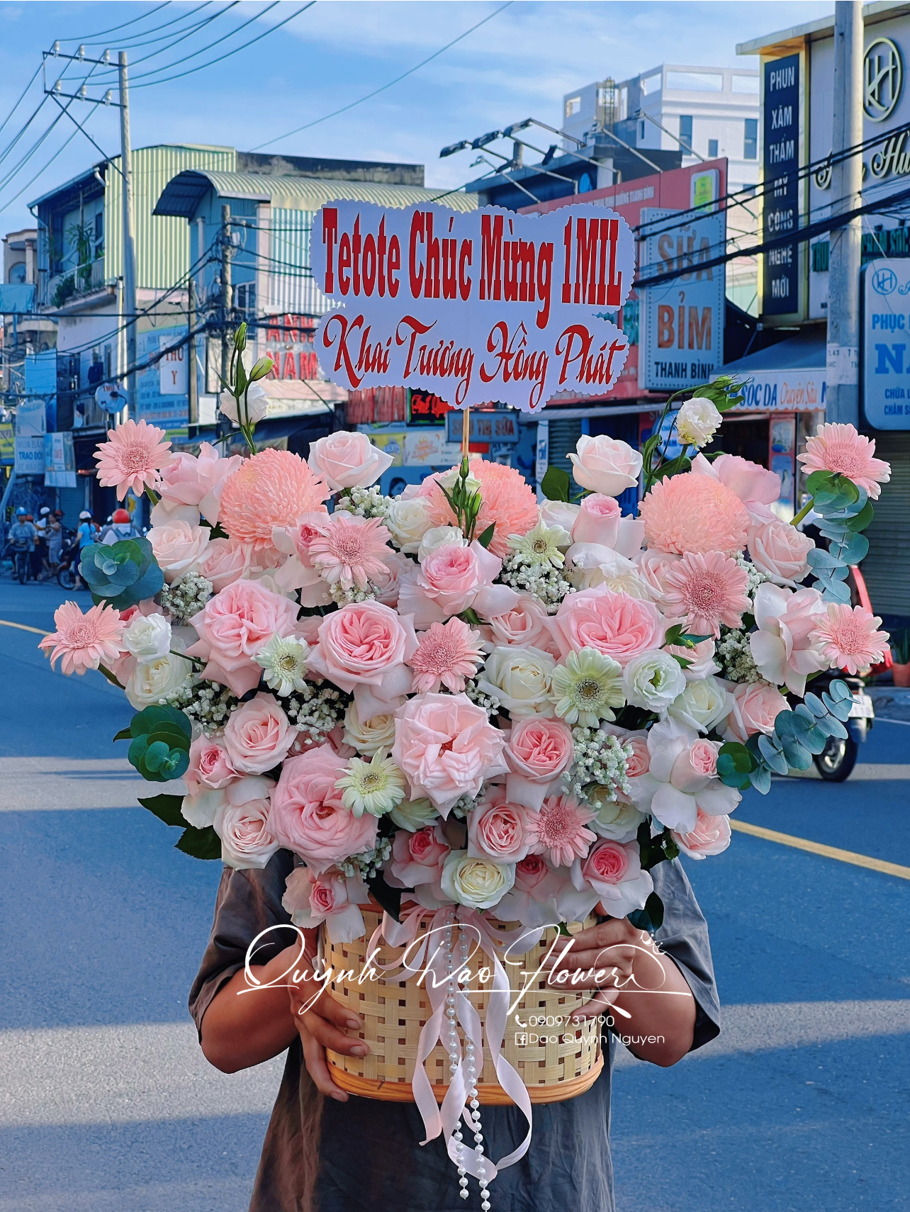 Giỏ hoa khai trương ohara hồng thủ Đức 