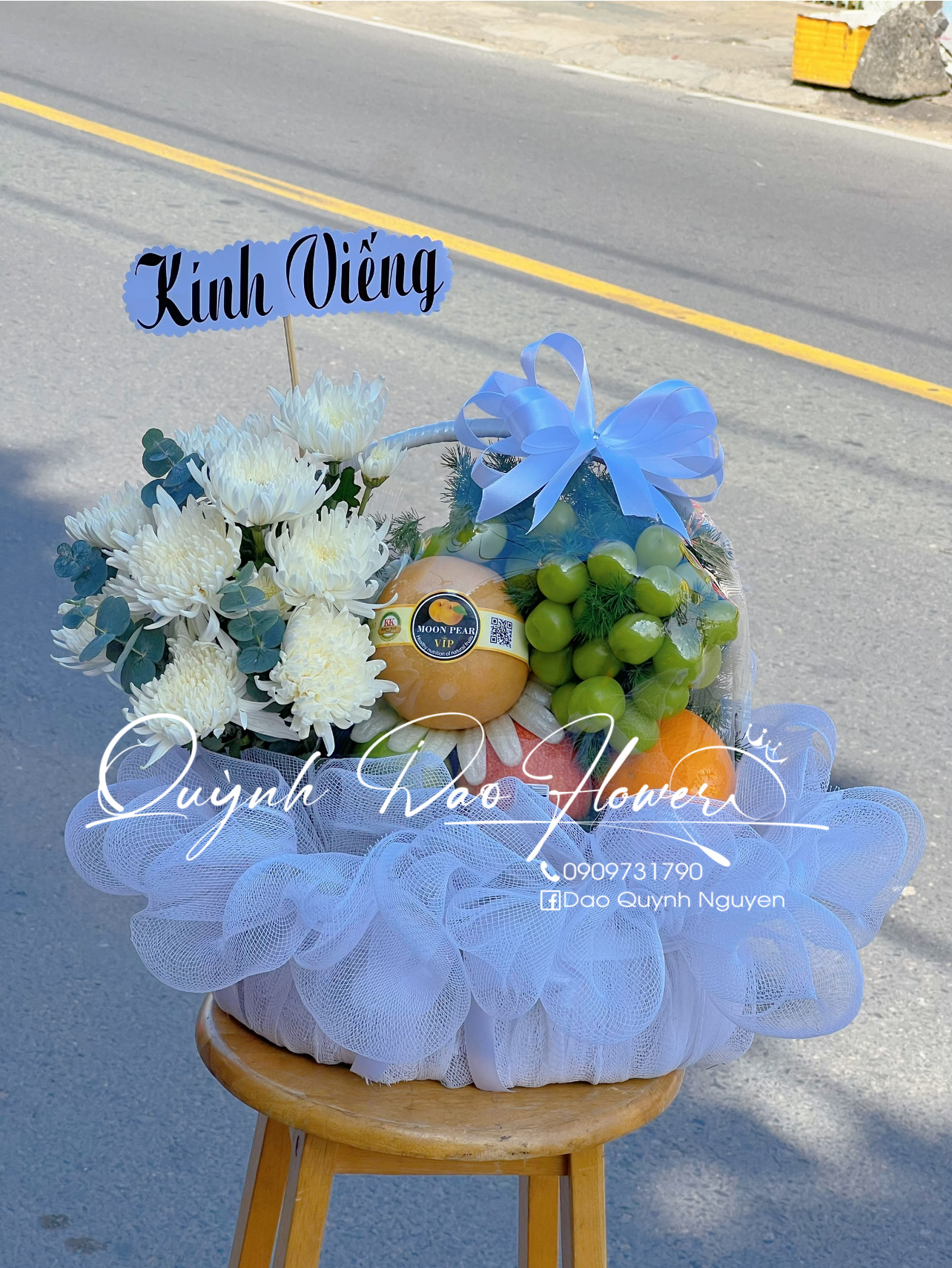 Giỏ trái cây kính viếng đẹp 