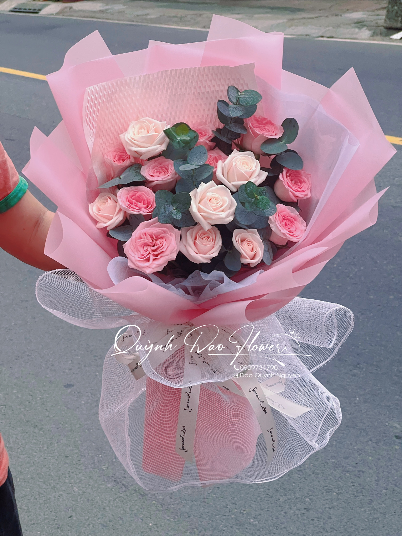 Bó hoa hồng gần Ehome 4