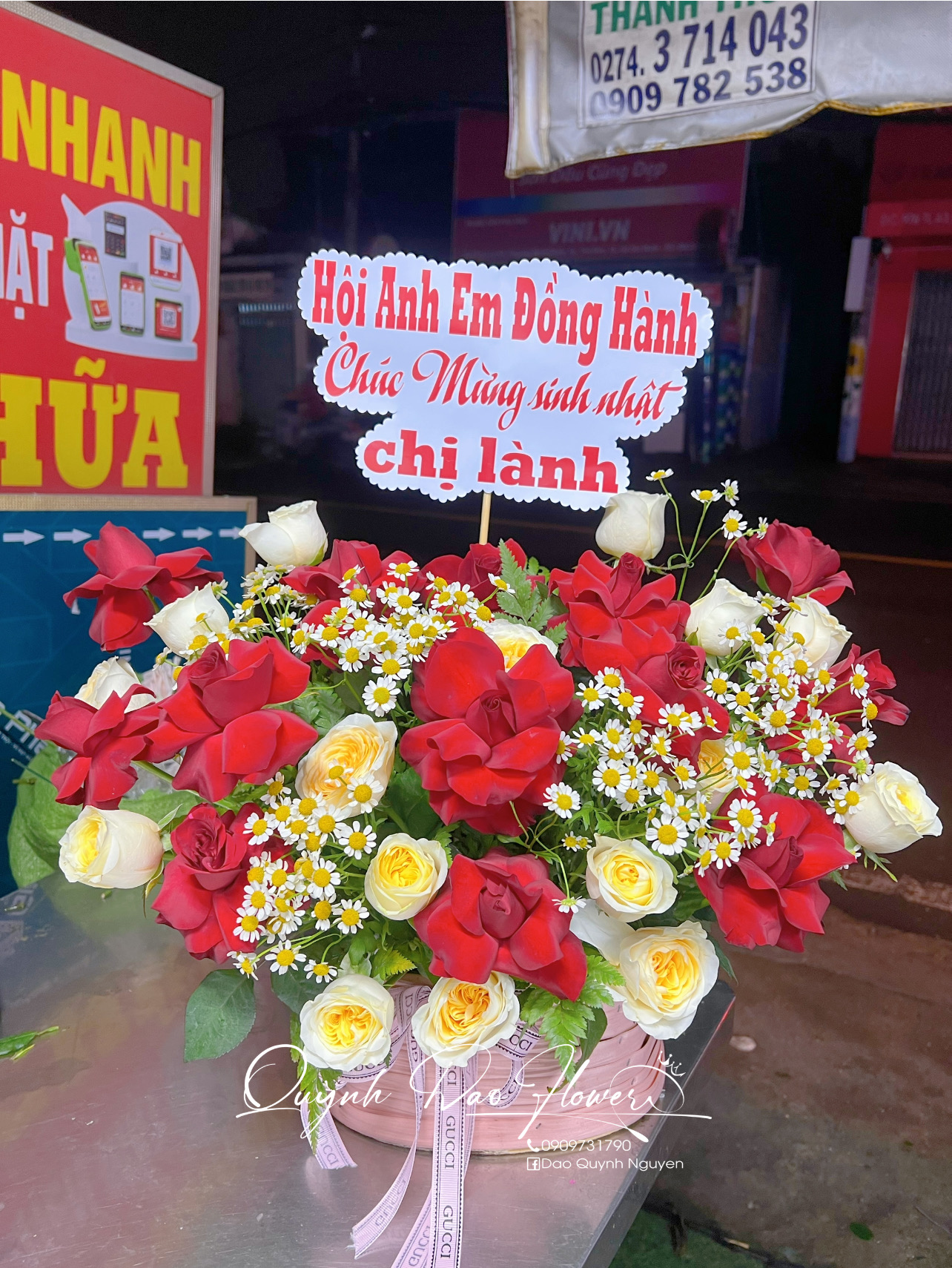 Giỏ hoa hội đồng hương 