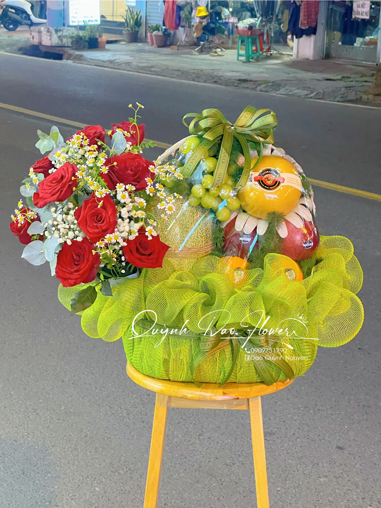 Giỏ trái cây to đẹp Thủ Đức 