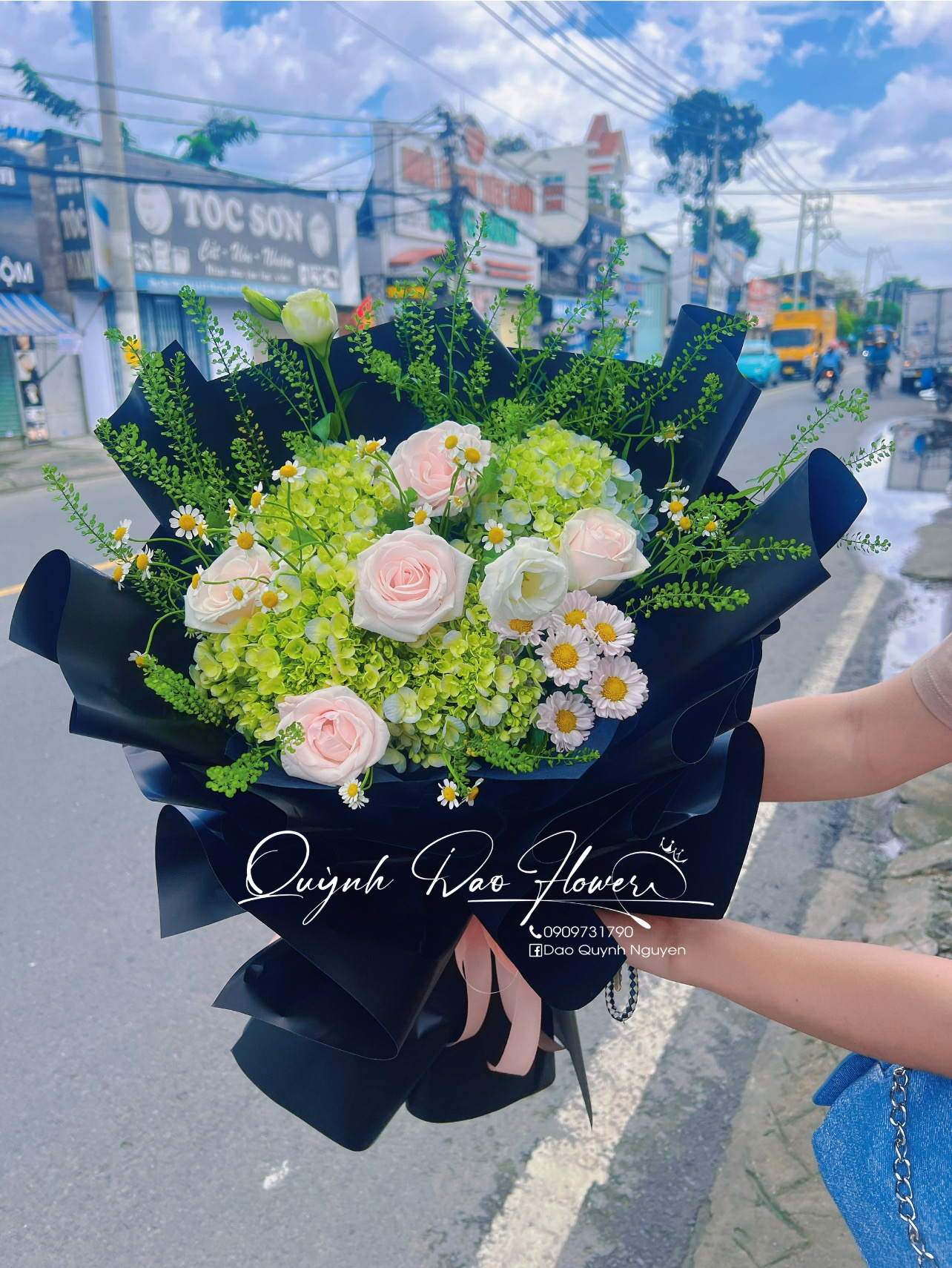 Bó hoa Tú cầu mix hoa Hồng 