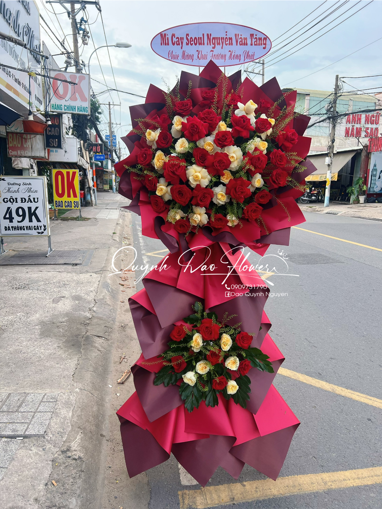 Hoa khai trương Trung Mỹ tây