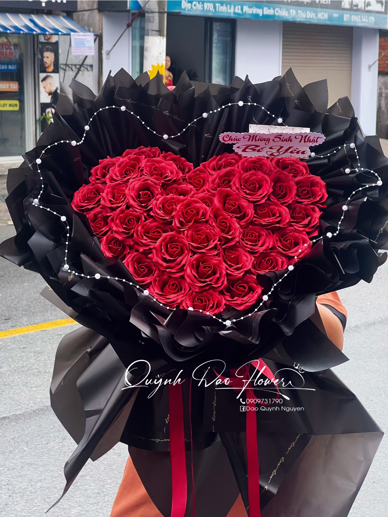 Bó hoa sáp cao cấp màu đỏ