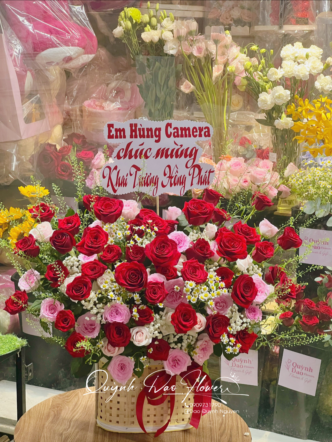 Giỏ hoa tươi tam bình 