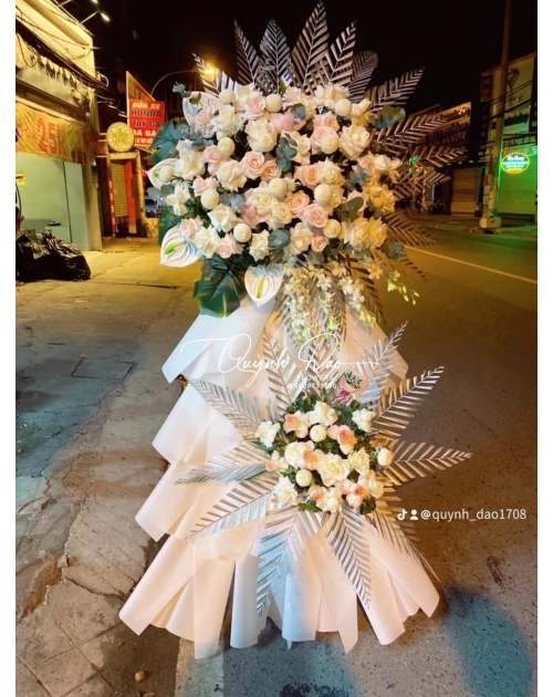 Kệ viếng 2 tầng màu trắng 