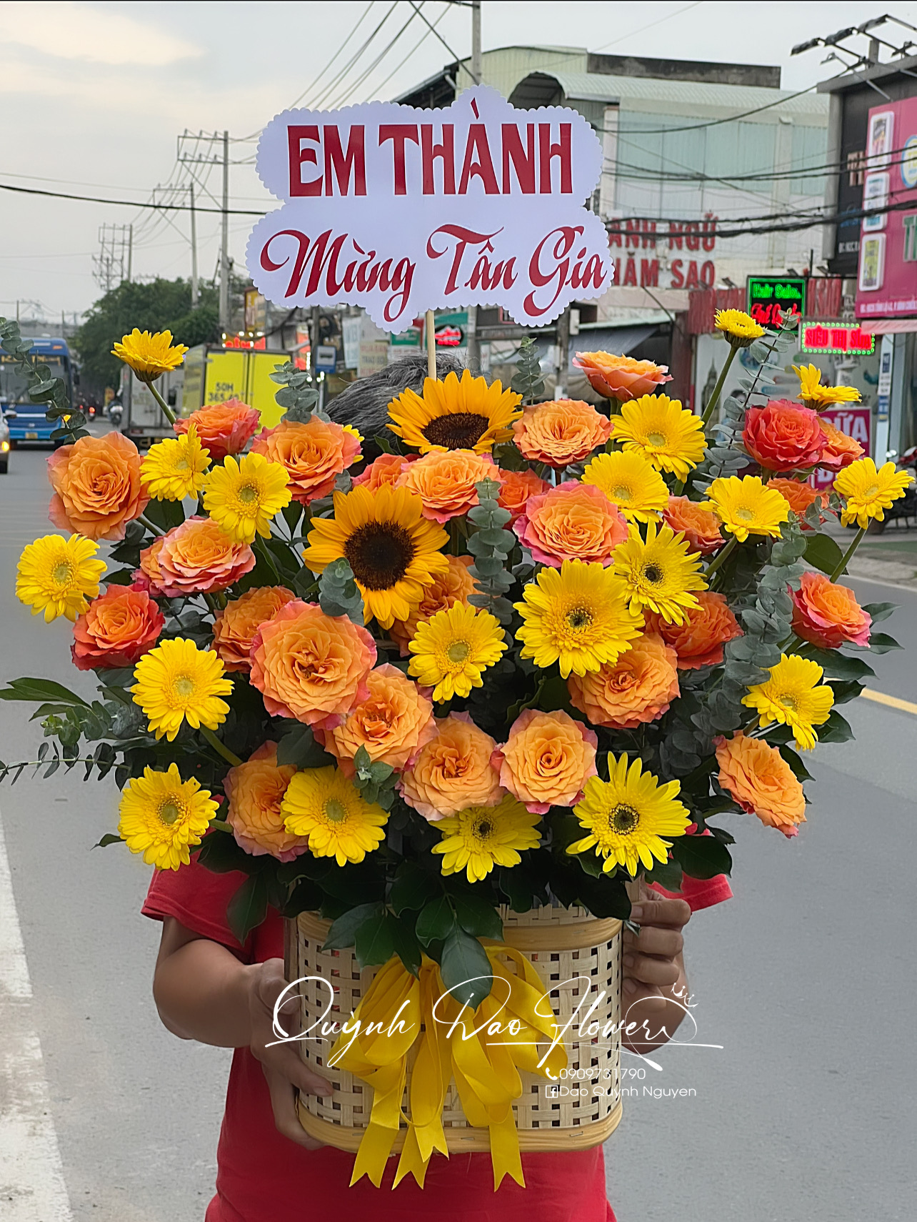 Giỏ hoa đồng tiền vàng khai trương 