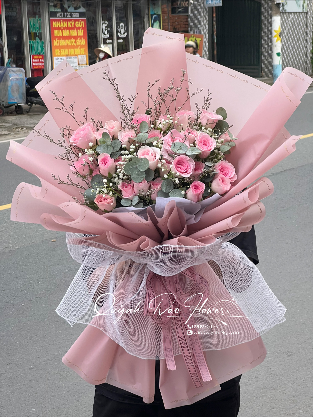Bó hoa hồng lạc than to sang trọng 