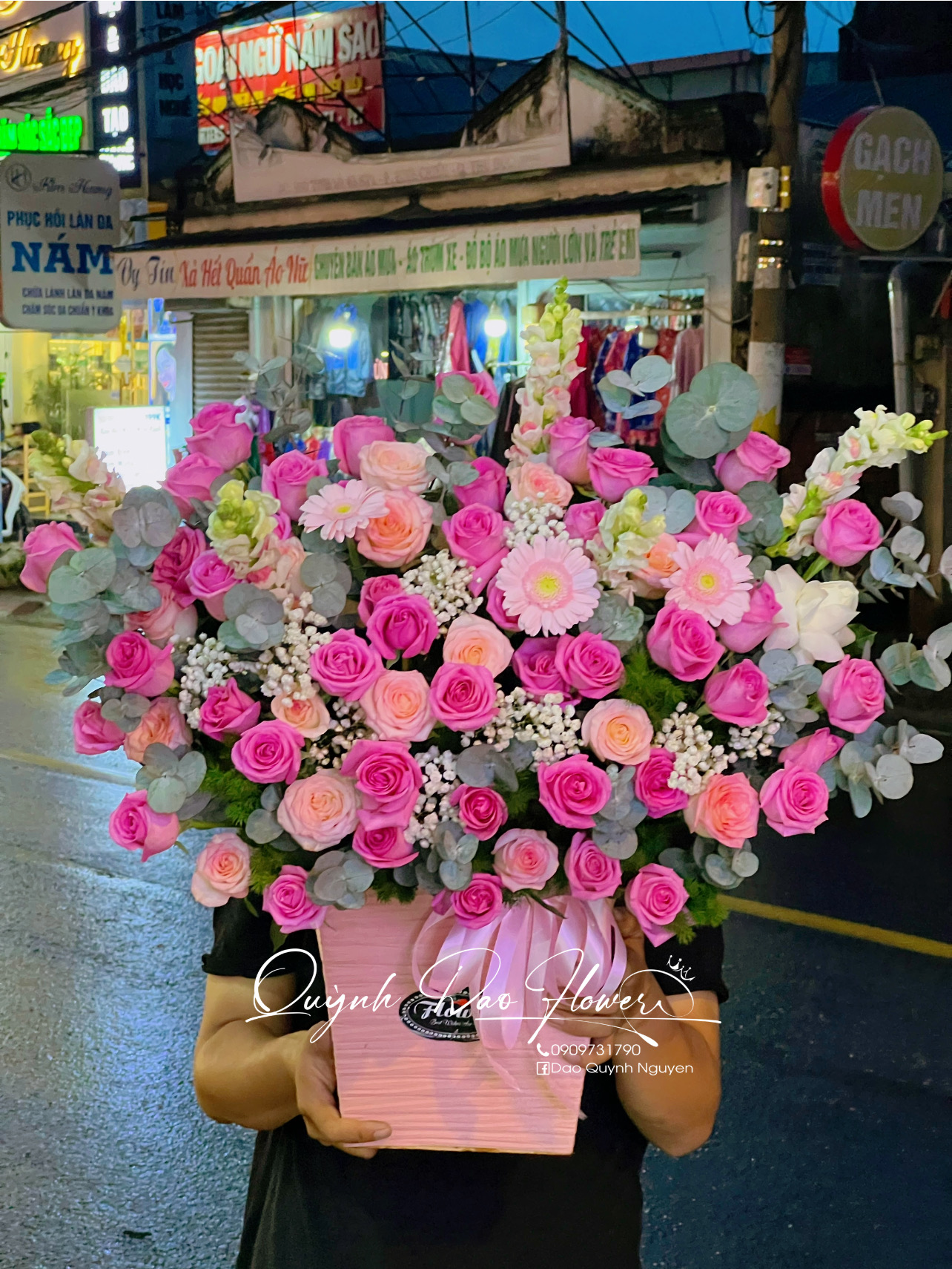 Lẵng hoa Hồng sen quận 1