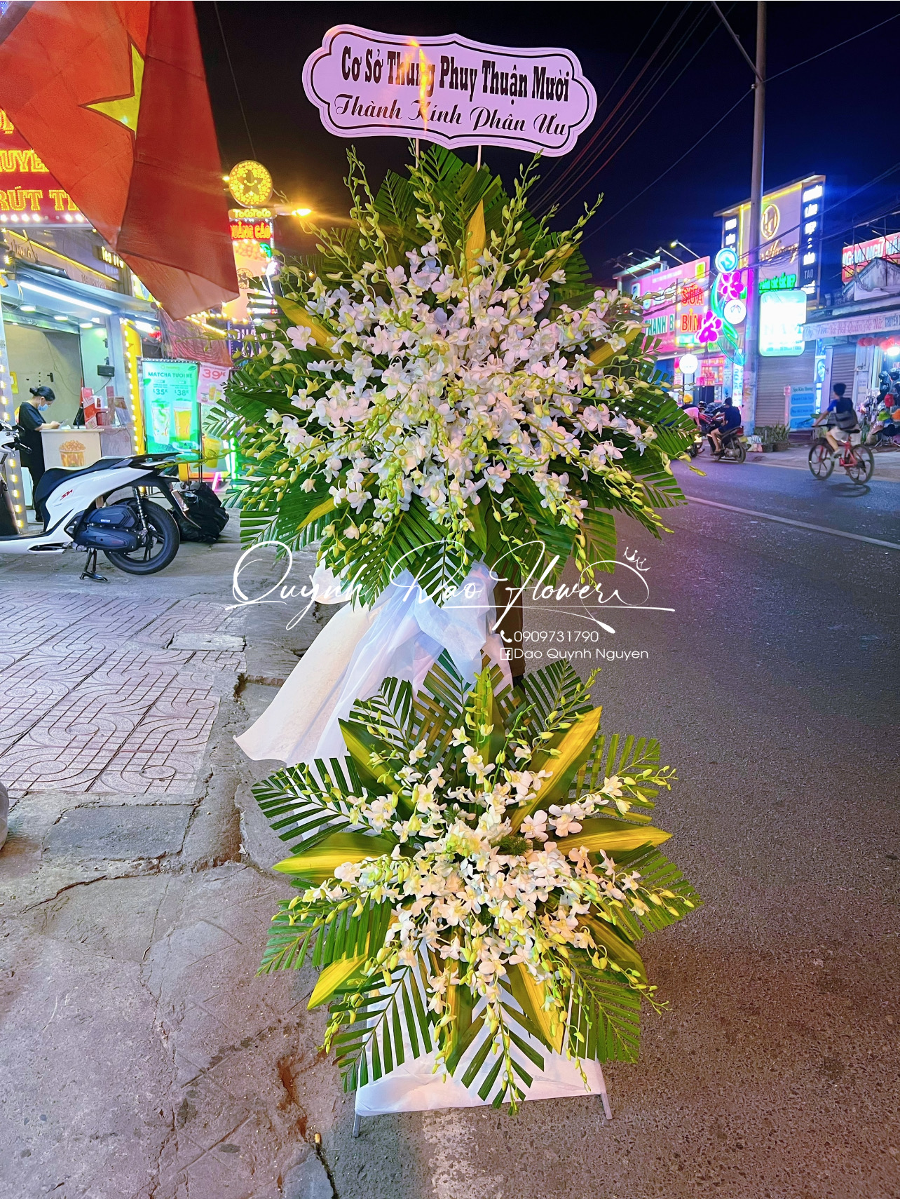 Kệ viếng lan trắng bình dương 