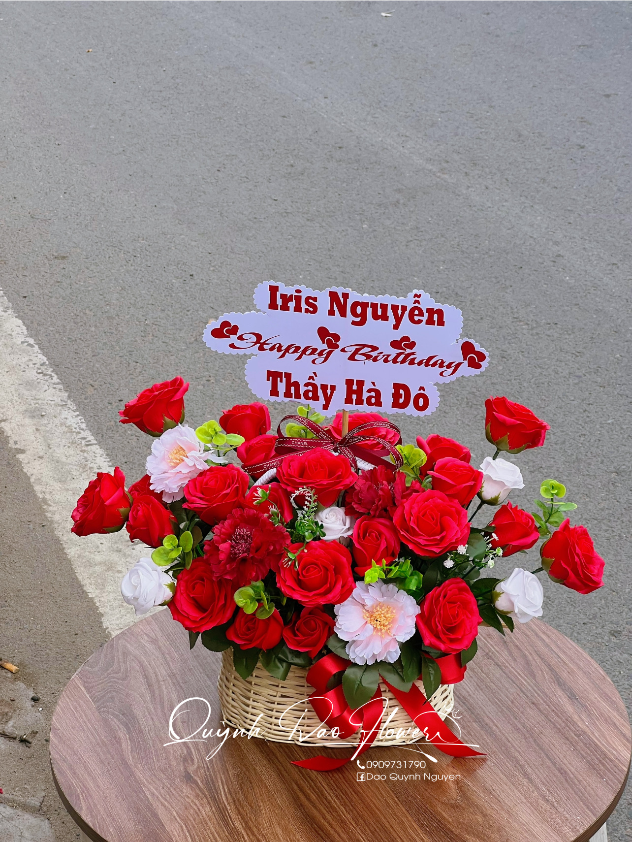 Giỏ hoa rút tiền 