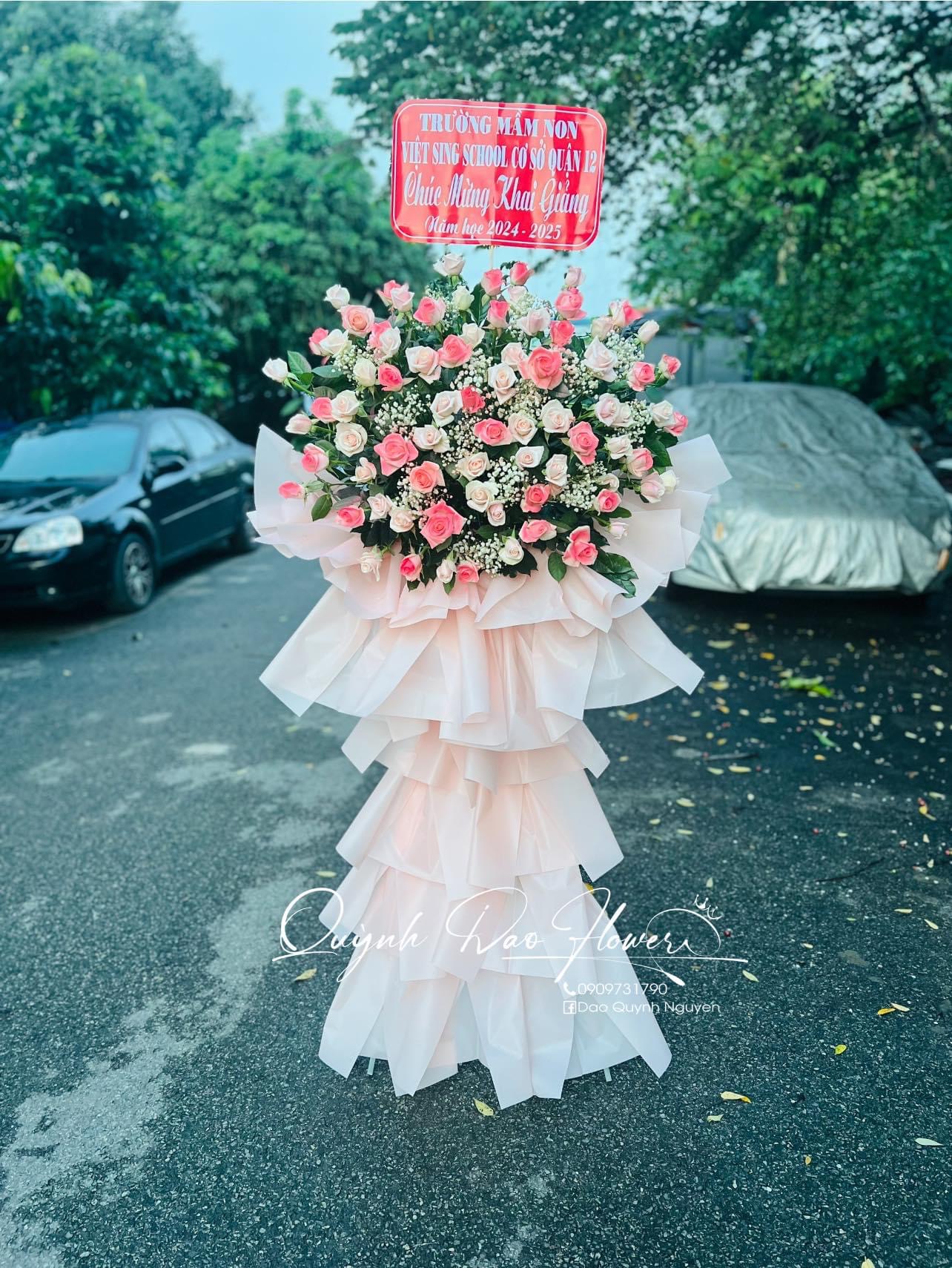 Kệ khai trương cho người mạng thủy 