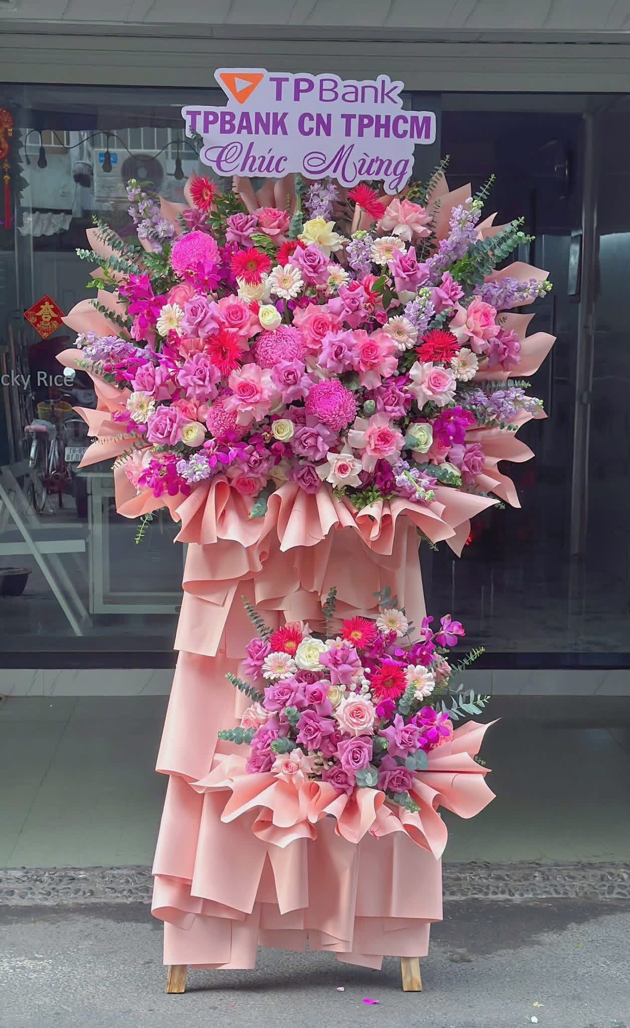 Kệ khai trương tone tím hồng 
