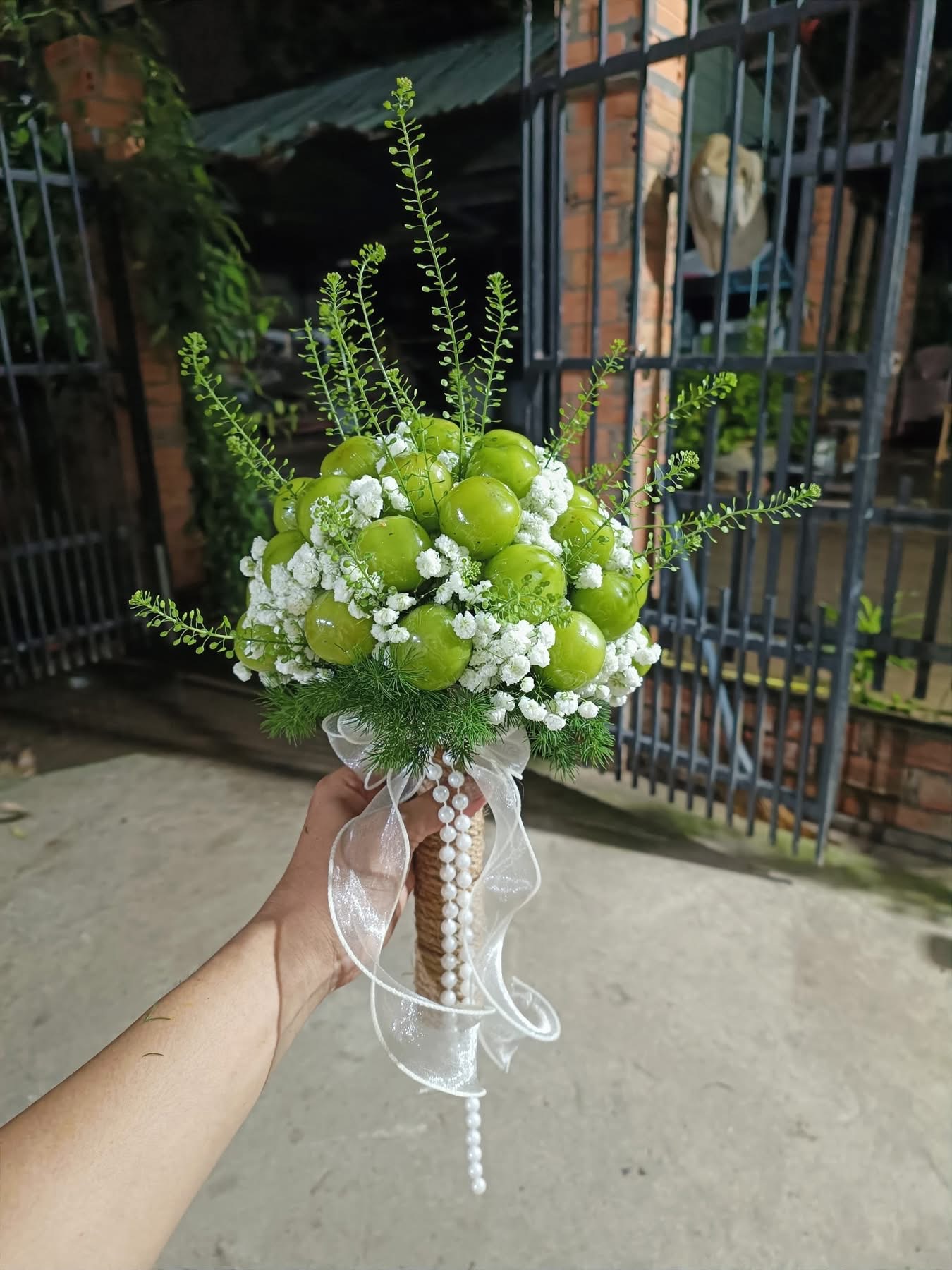 Bó hoa cưới nho xanh