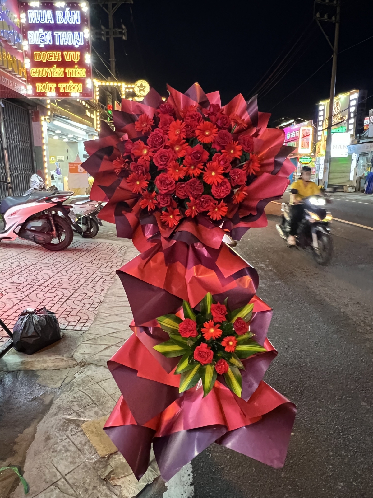 Kệ khai trương giá rẻ