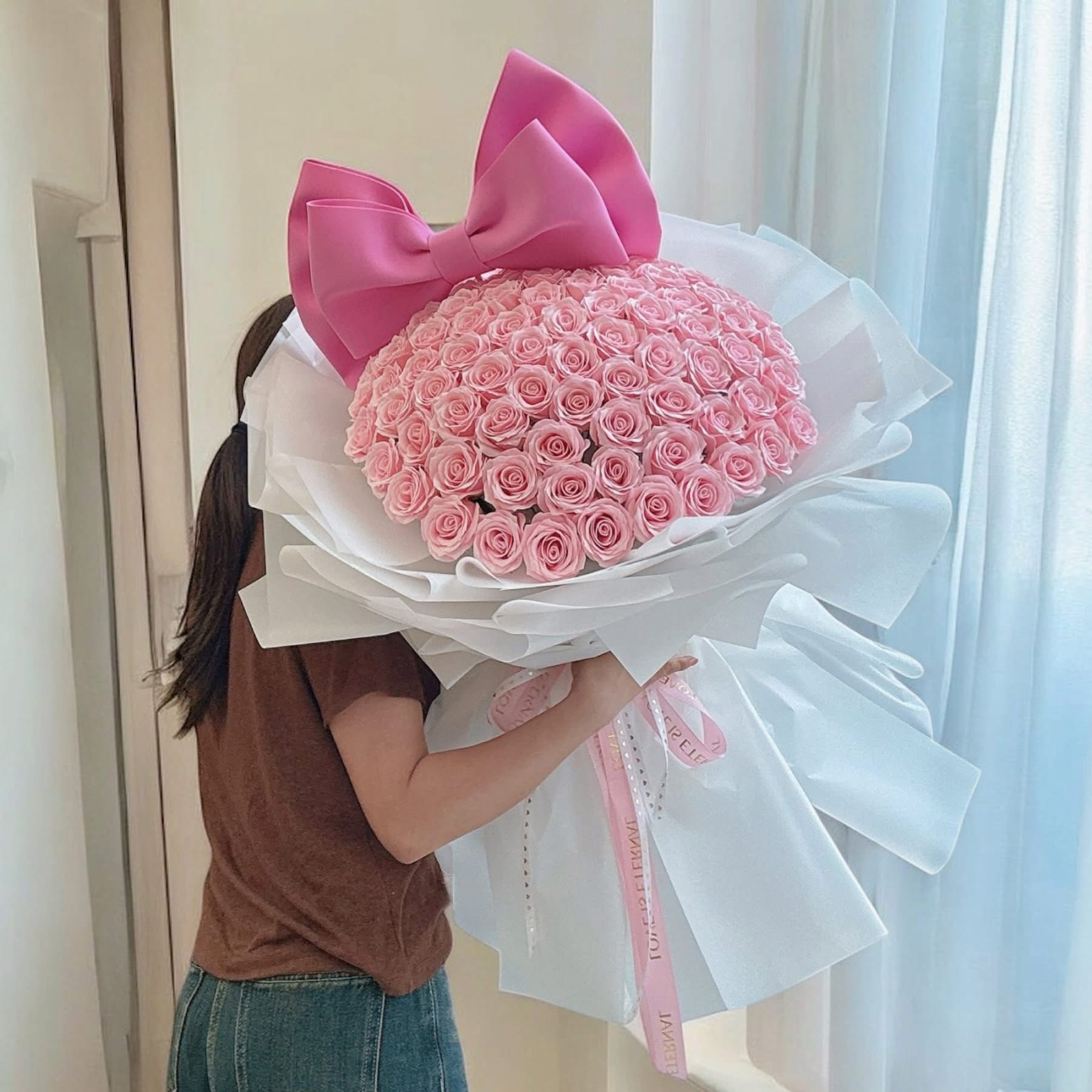 Bó hoa sáp 100 bông cao cấp 