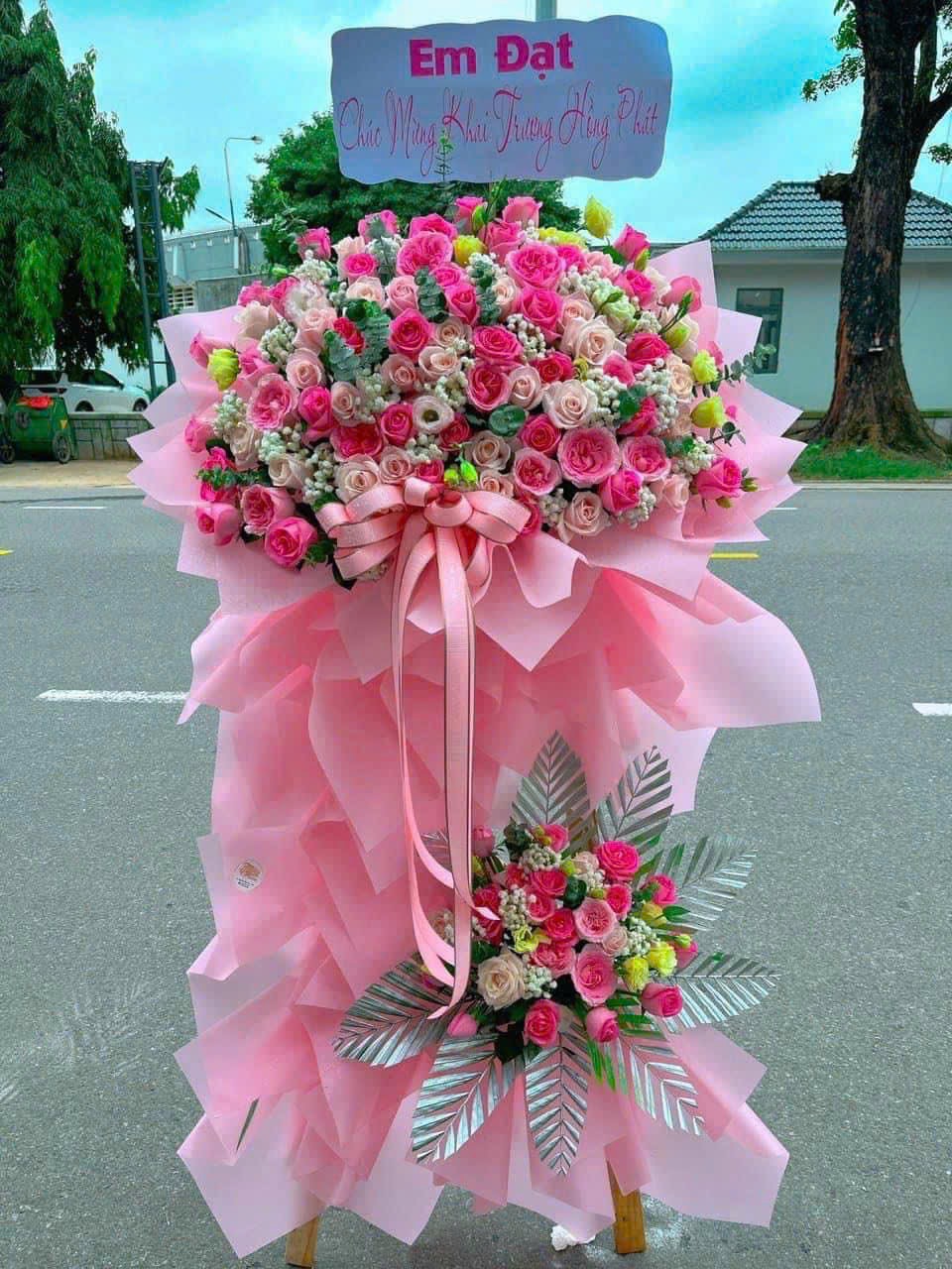 Kệ khai trương màu hồng to đẹp 