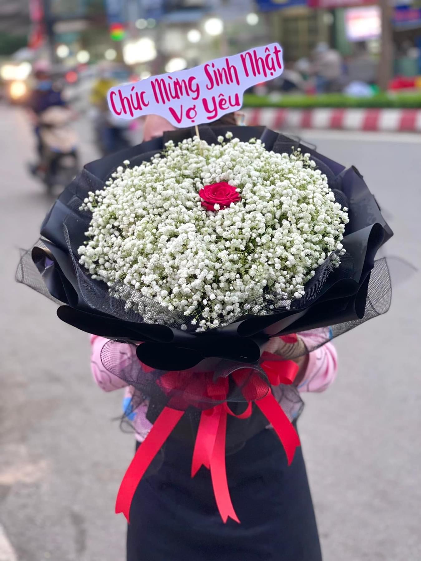 Bó hoa bi tươi màu trắng 
