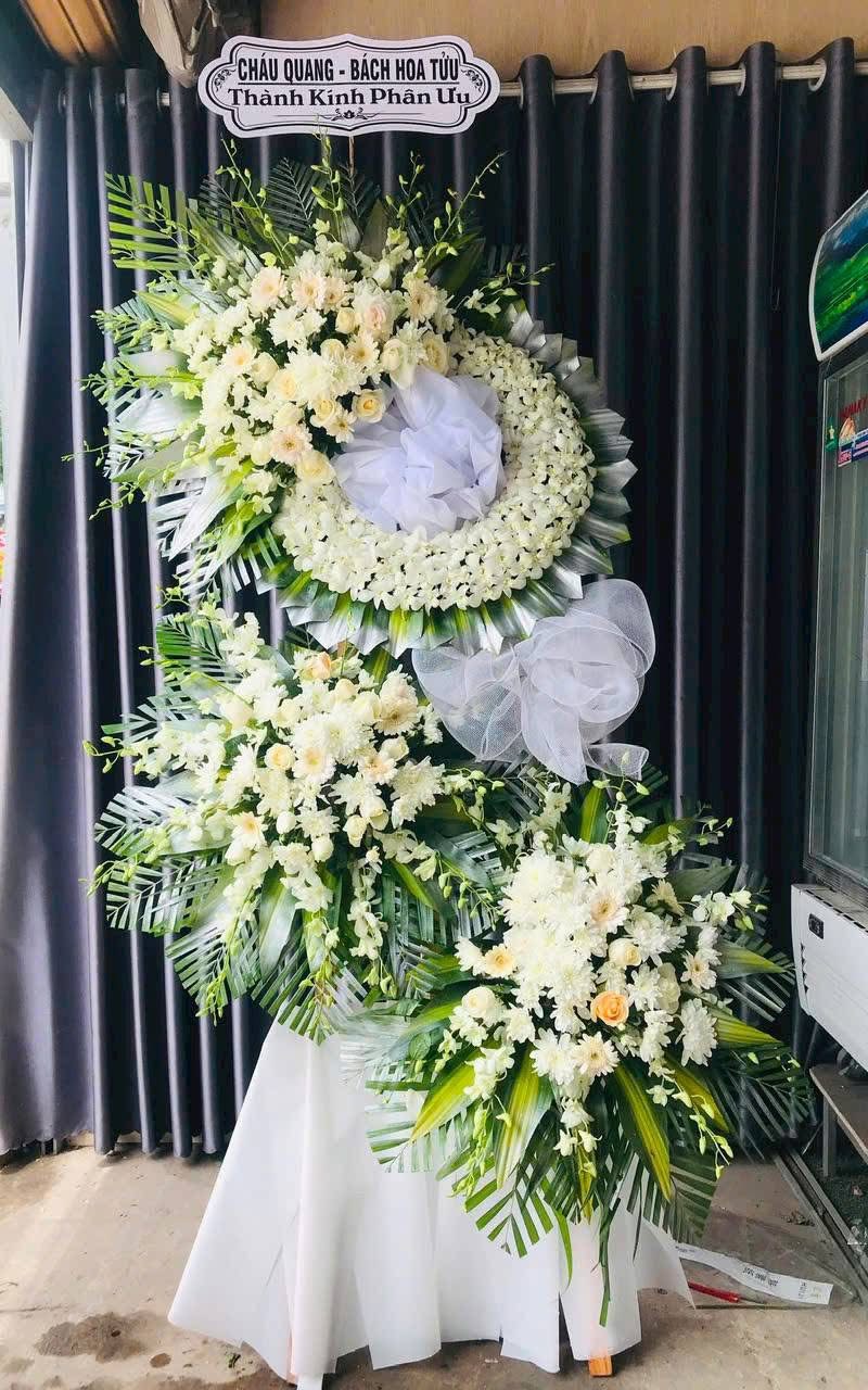 Kệ viếng 3 tầng to tại Thủ Đức 