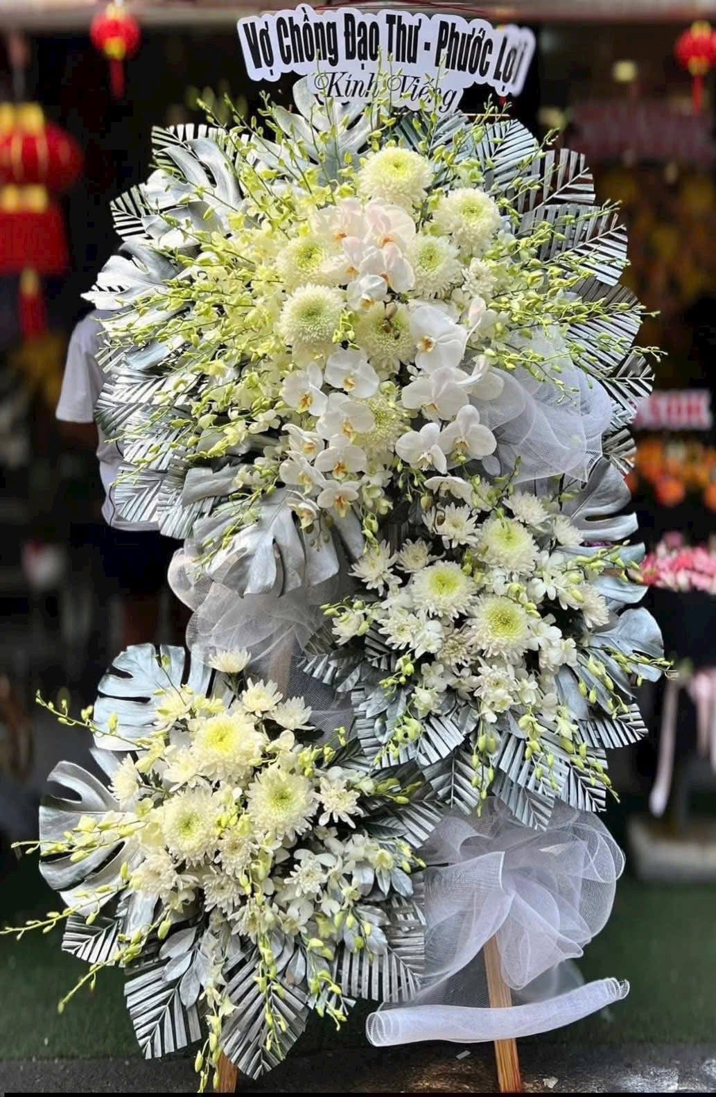 Kệ viếng to 3 tầng 