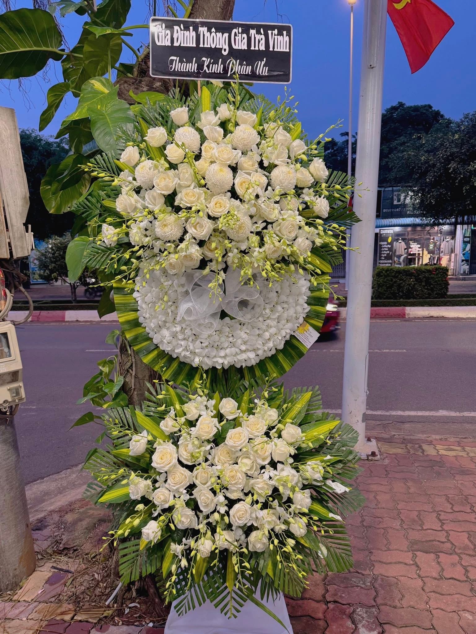 Kệ viếng dĩ an, TPHCM