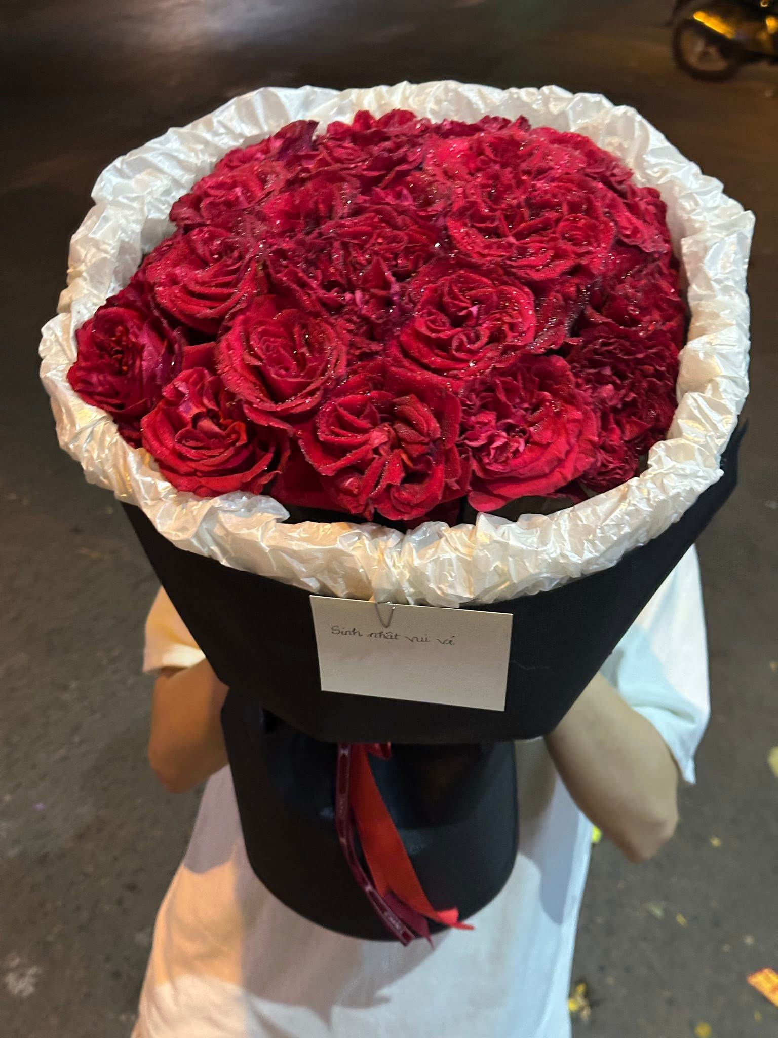 Bó hoa hồng ohara đỏ thủ Đức 