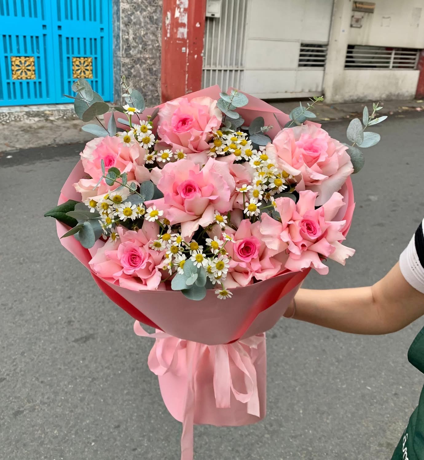 Bó hoa Hồng mix cúc tana 