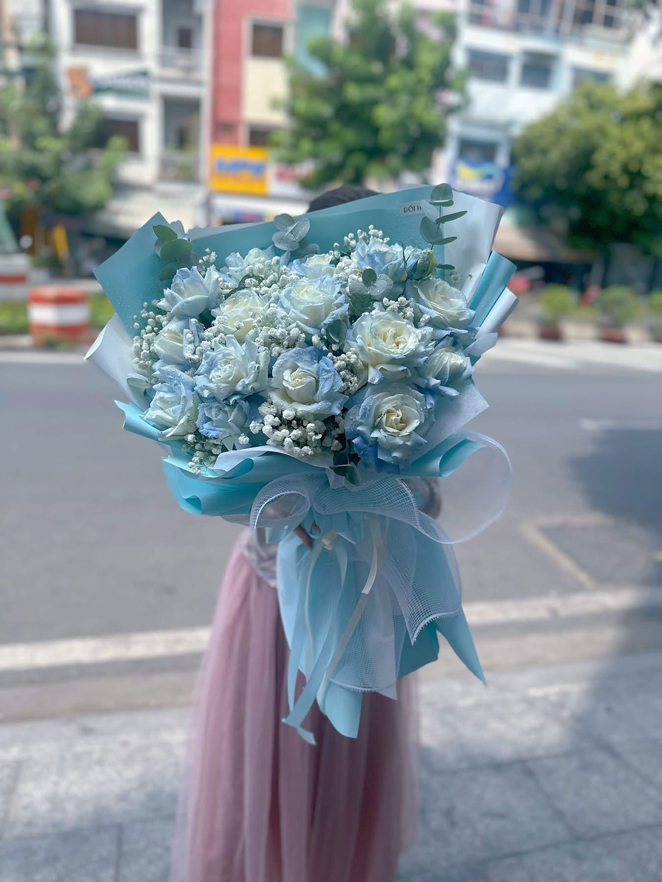 Bó hoa hồng tone xanh tặng sếp 