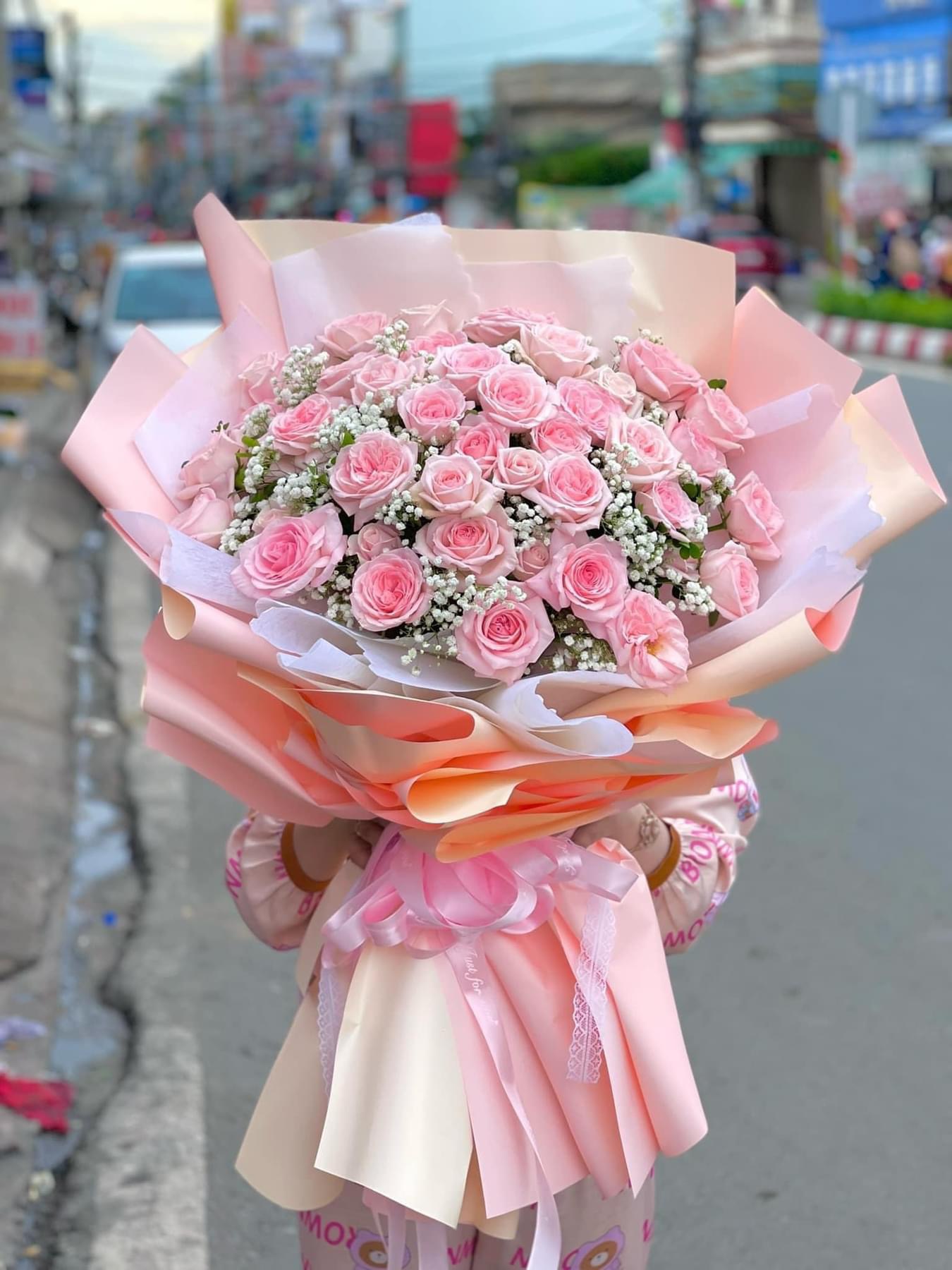 Bó hoa Hồng tone paster to phối bi