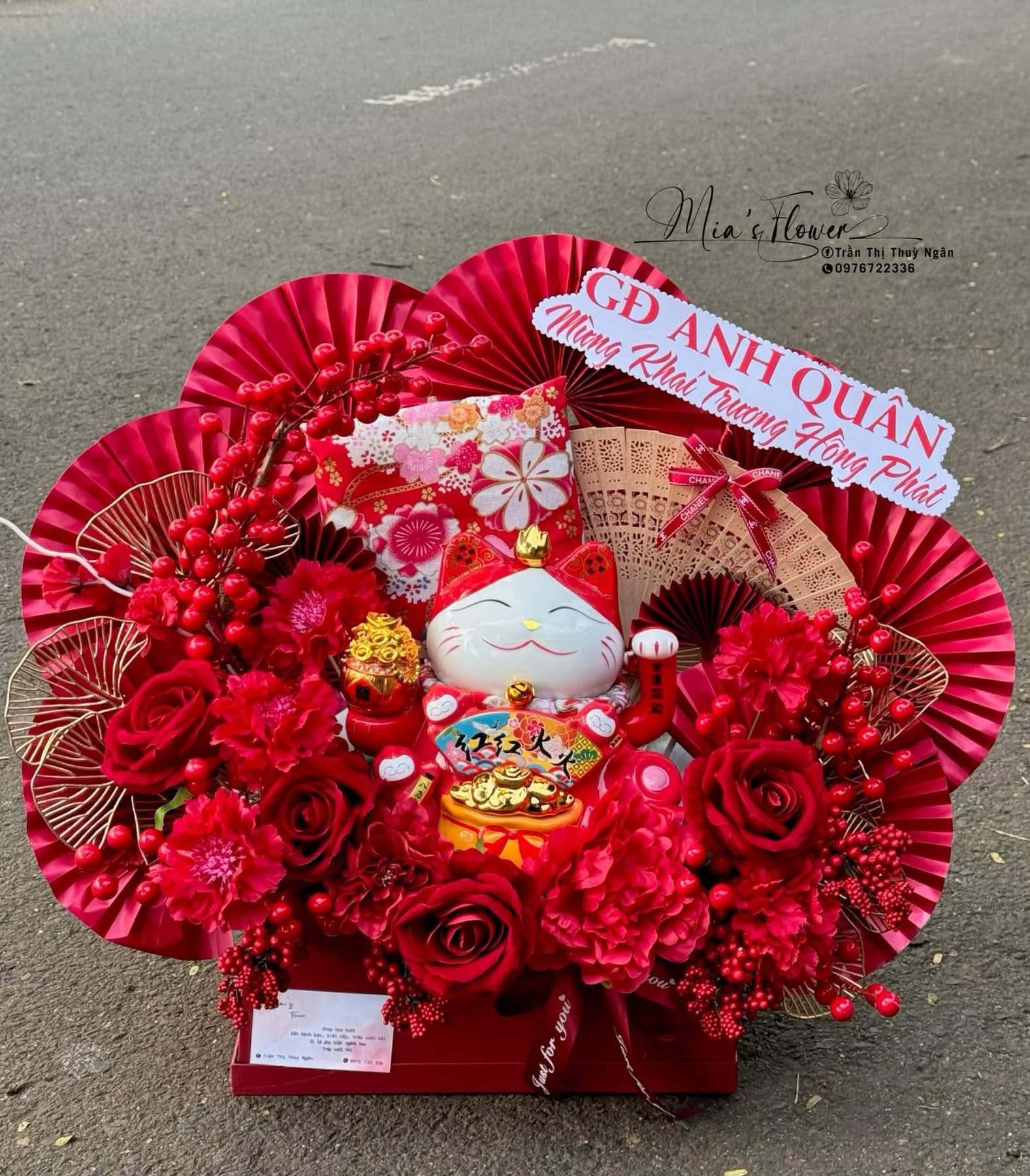 Mèo thần tài thuận an