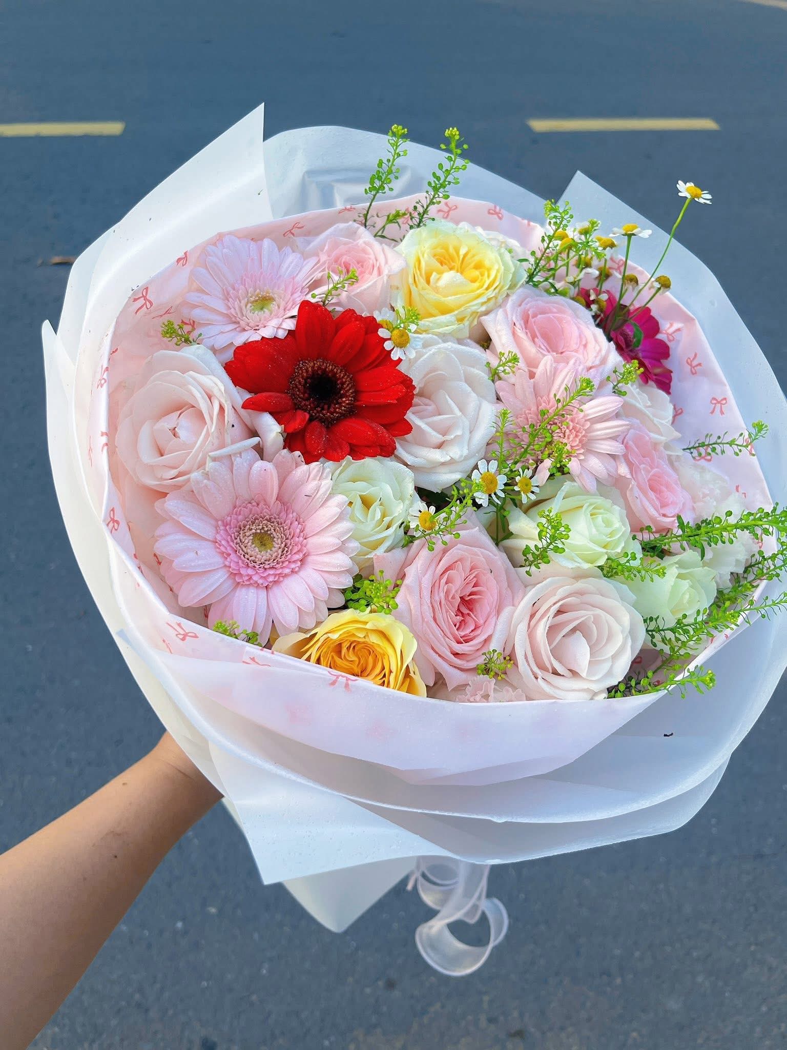 Bó hoa tươi mix kiểu Hàn 