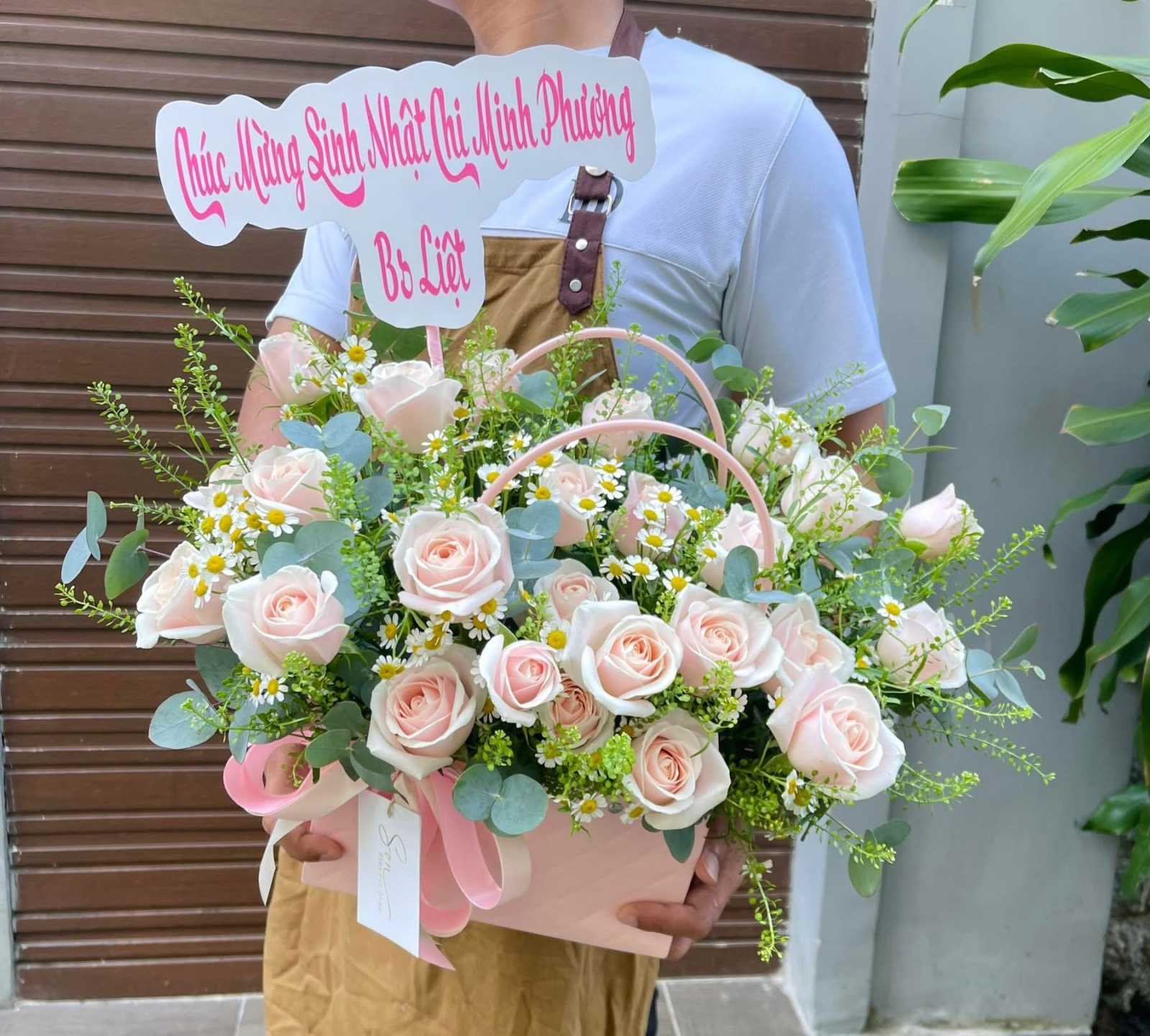 Giỏ hoa Hồng paster tặng sinh nhật mẹ
