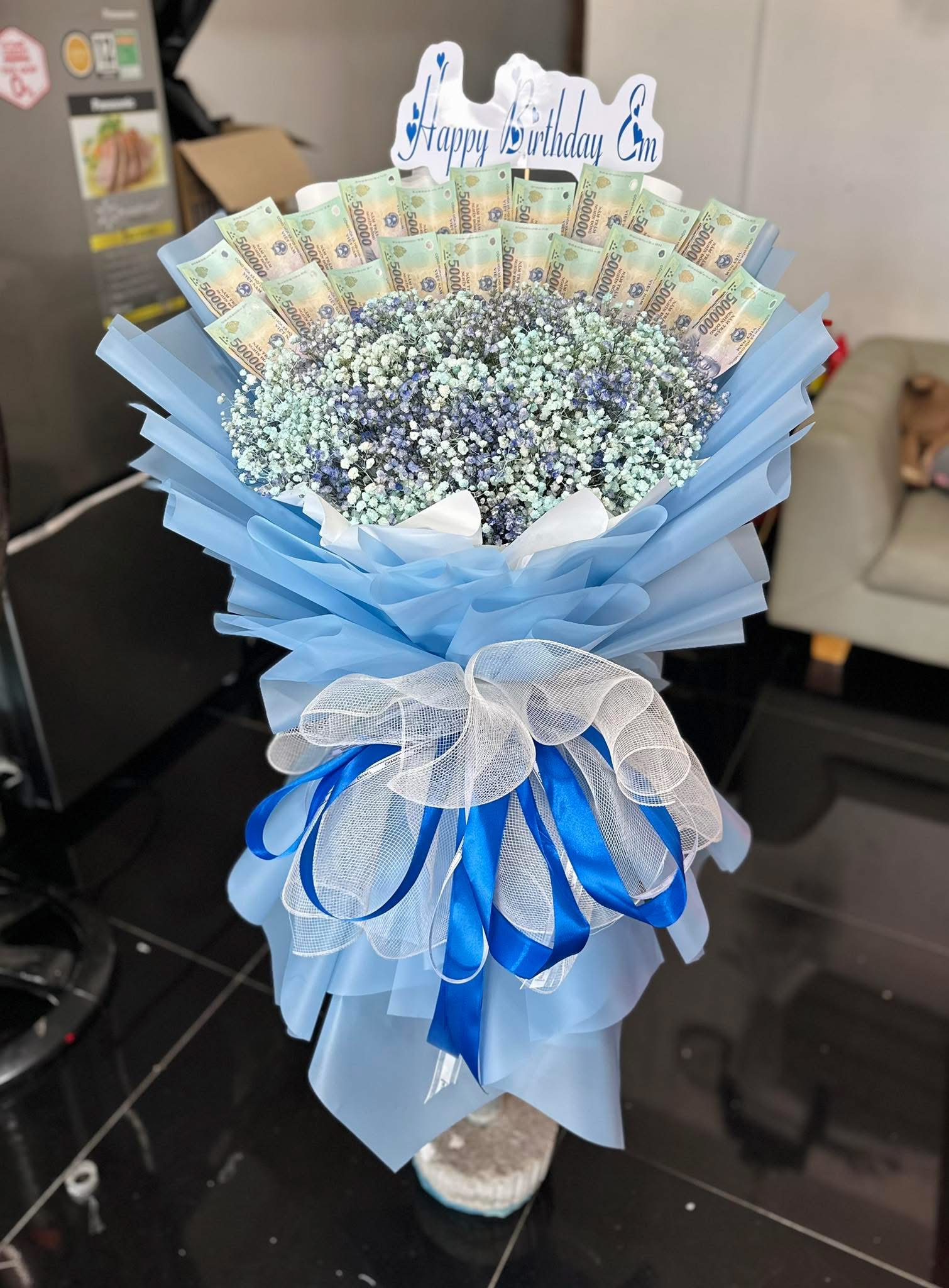 Bó hoa tiền 10 triệu  tại Thủ Đức 