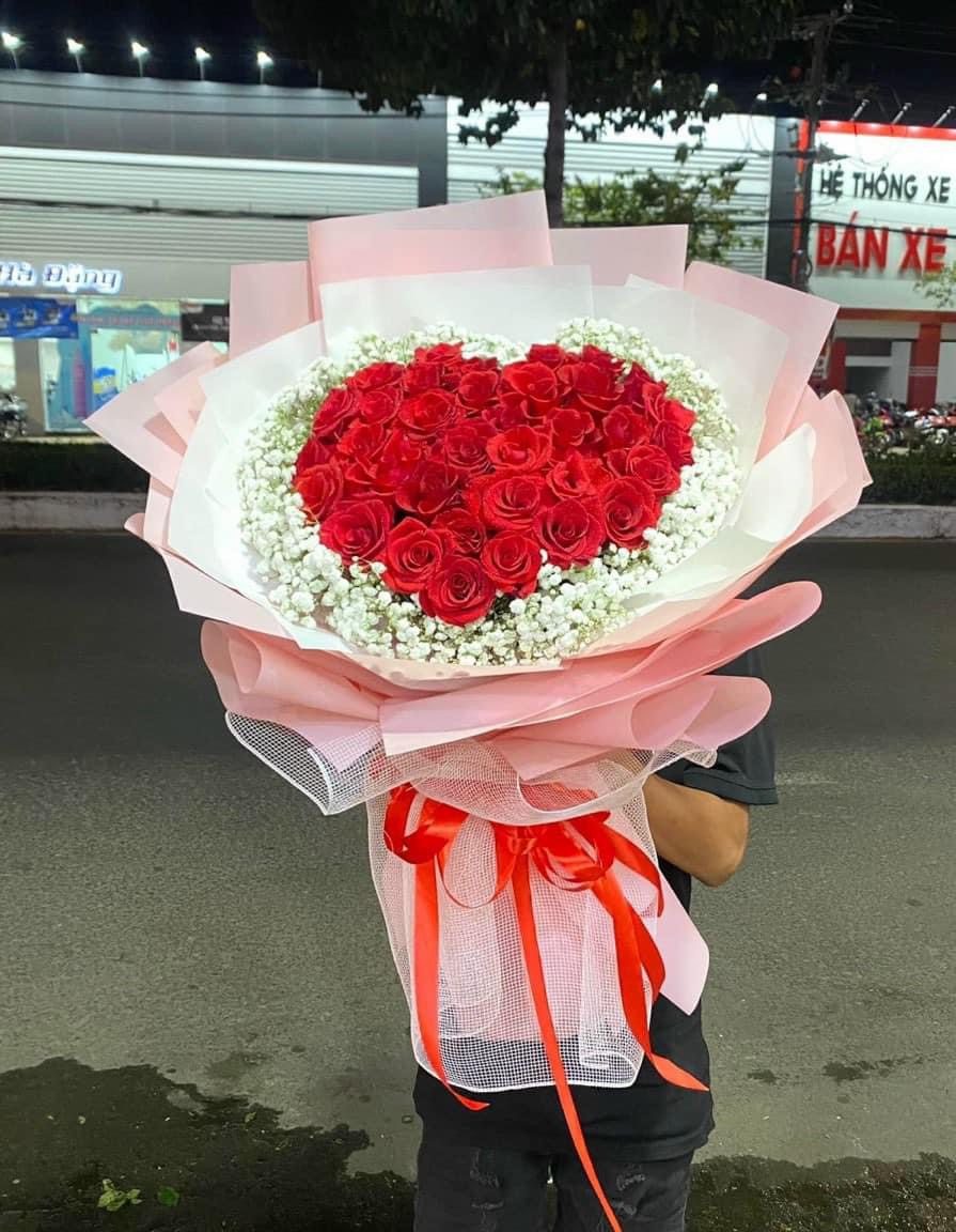 Bó hoa trái tim phối bi 