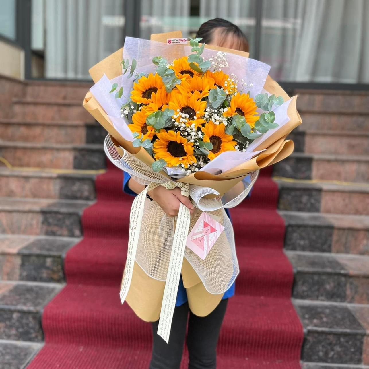 Bó hoa hướng dương 9 bông giá rẻ 