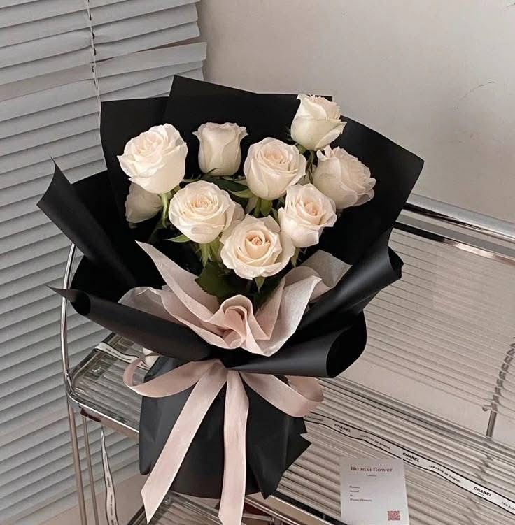Bó hoa Hồng trắng  thuận an 