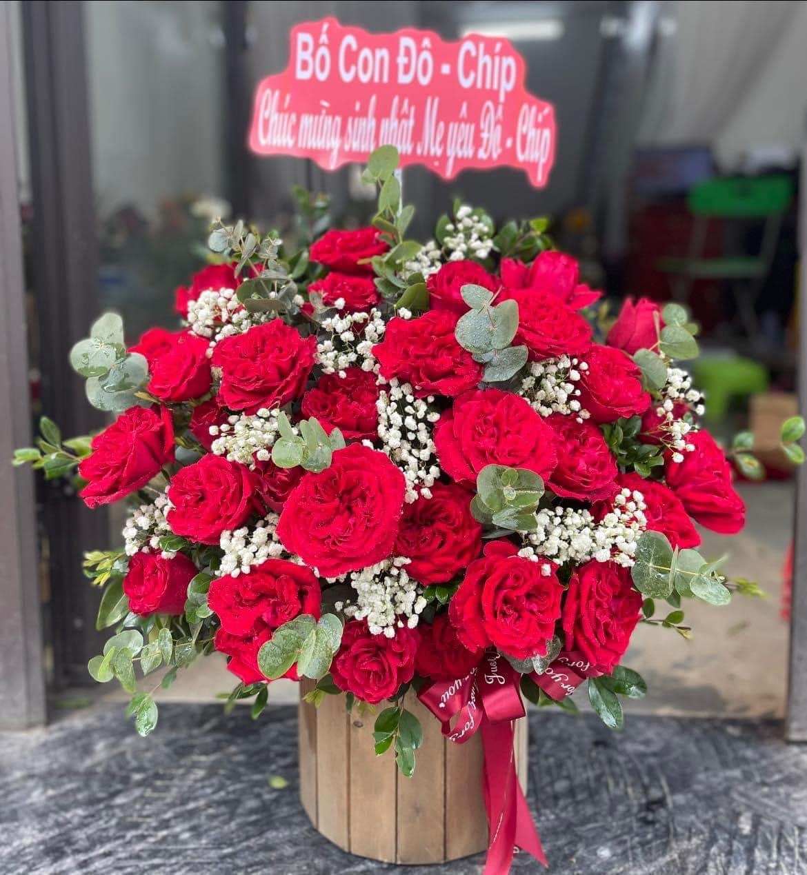 Giỏ hoa khai trương tone đỏ, shop hoa gần nhất, bình hoà, thuận an, bình dương 