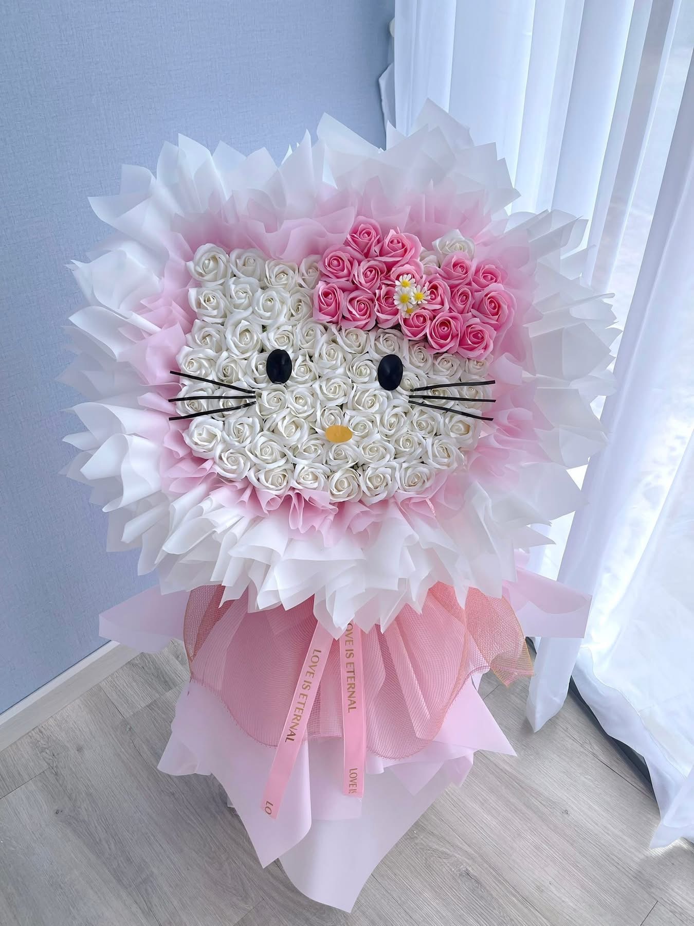 Bó hoa hello kitty 