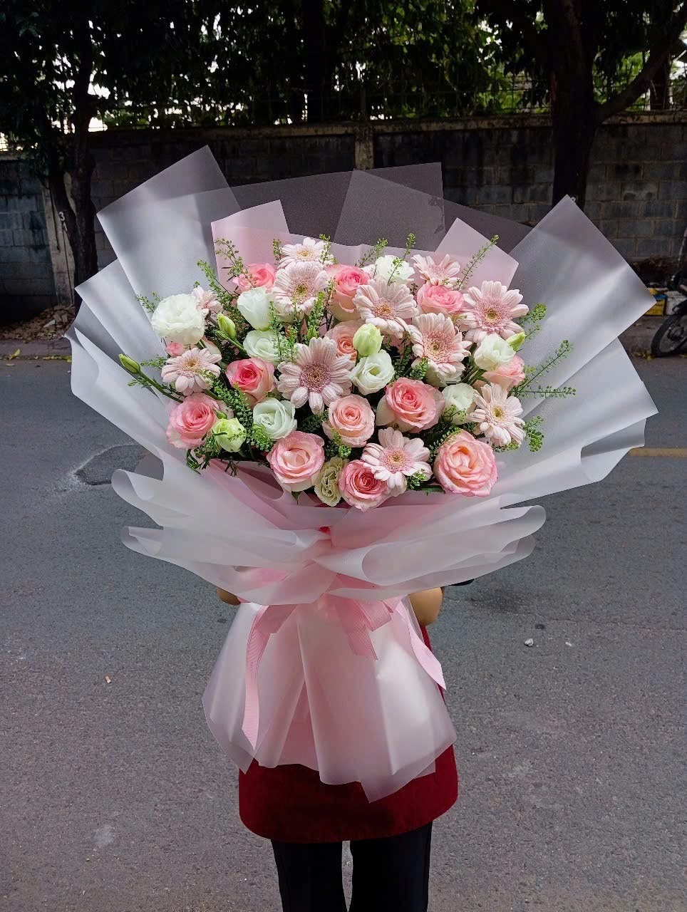 Bó hoa hồng song hỷ mix hoa đồng tiền tại Tây Ninh, Vũng Tàu, Đồng Nai, Biên Hoà