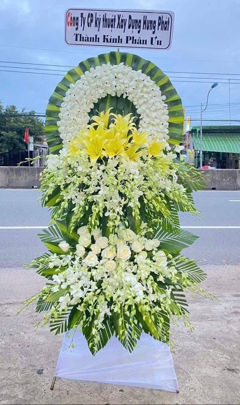 Kệ viếng lan ly to đẹp 