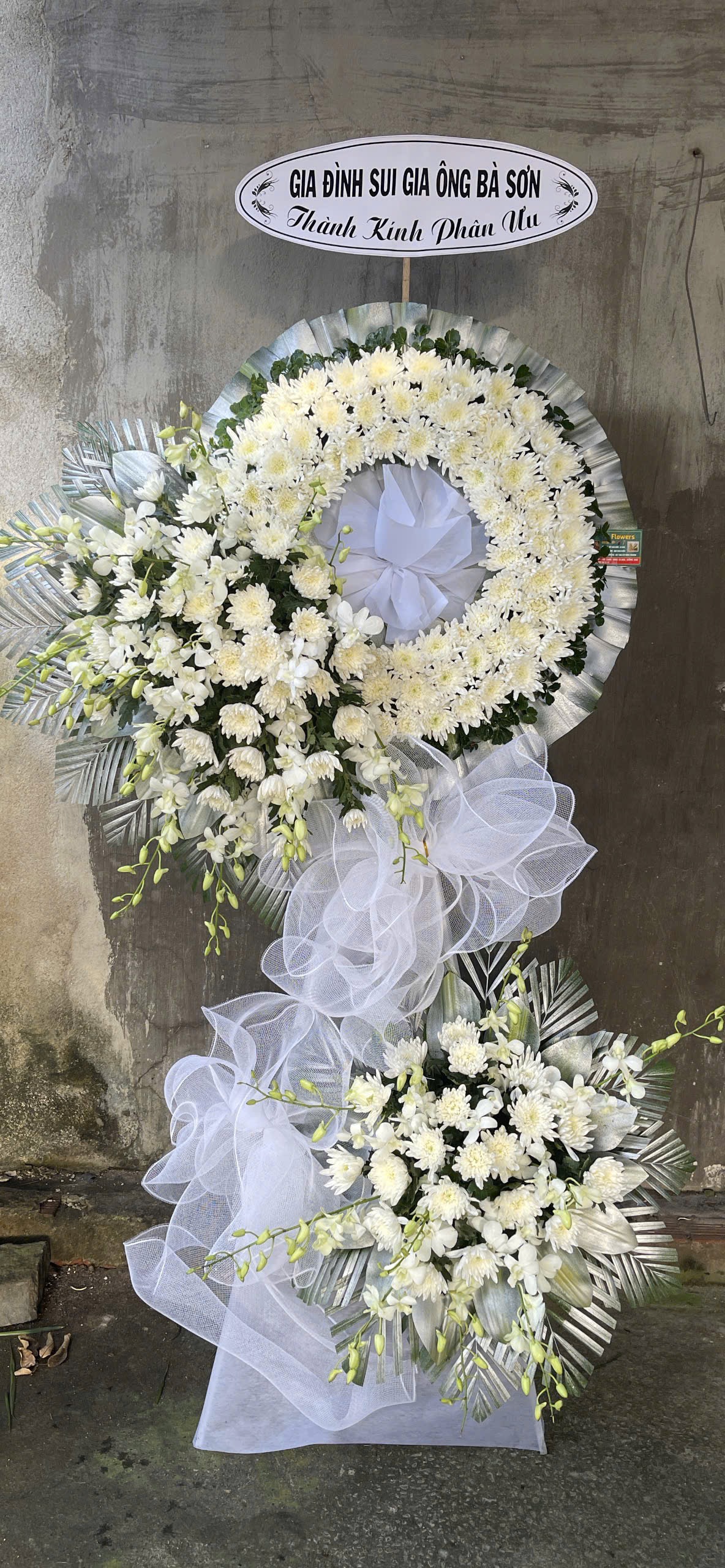 Kệ viếng vạn phúc 